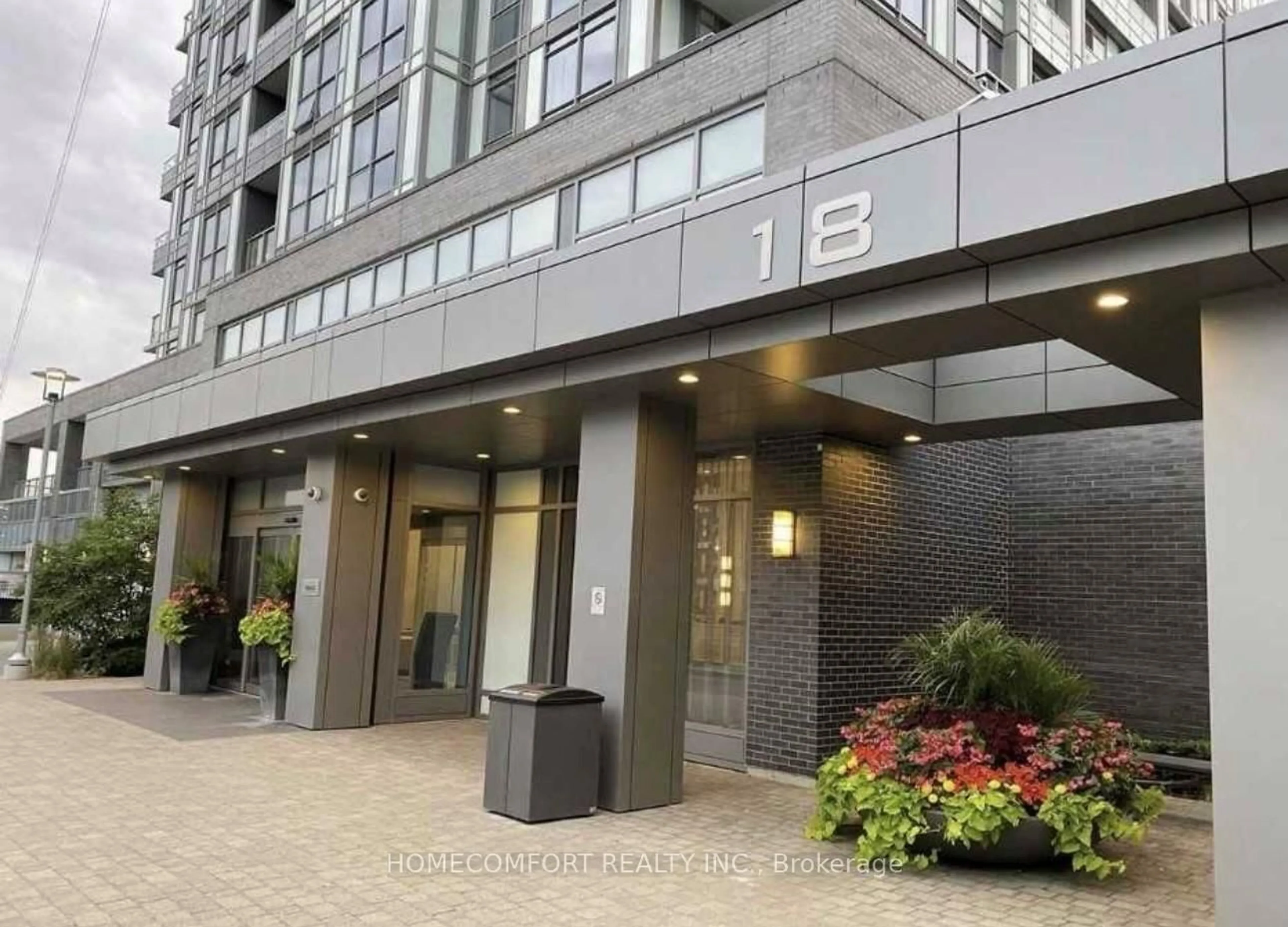 Indoor foyer for 18 Graydon Hall Dr #2511, Toronto Ontario M3A 0A4