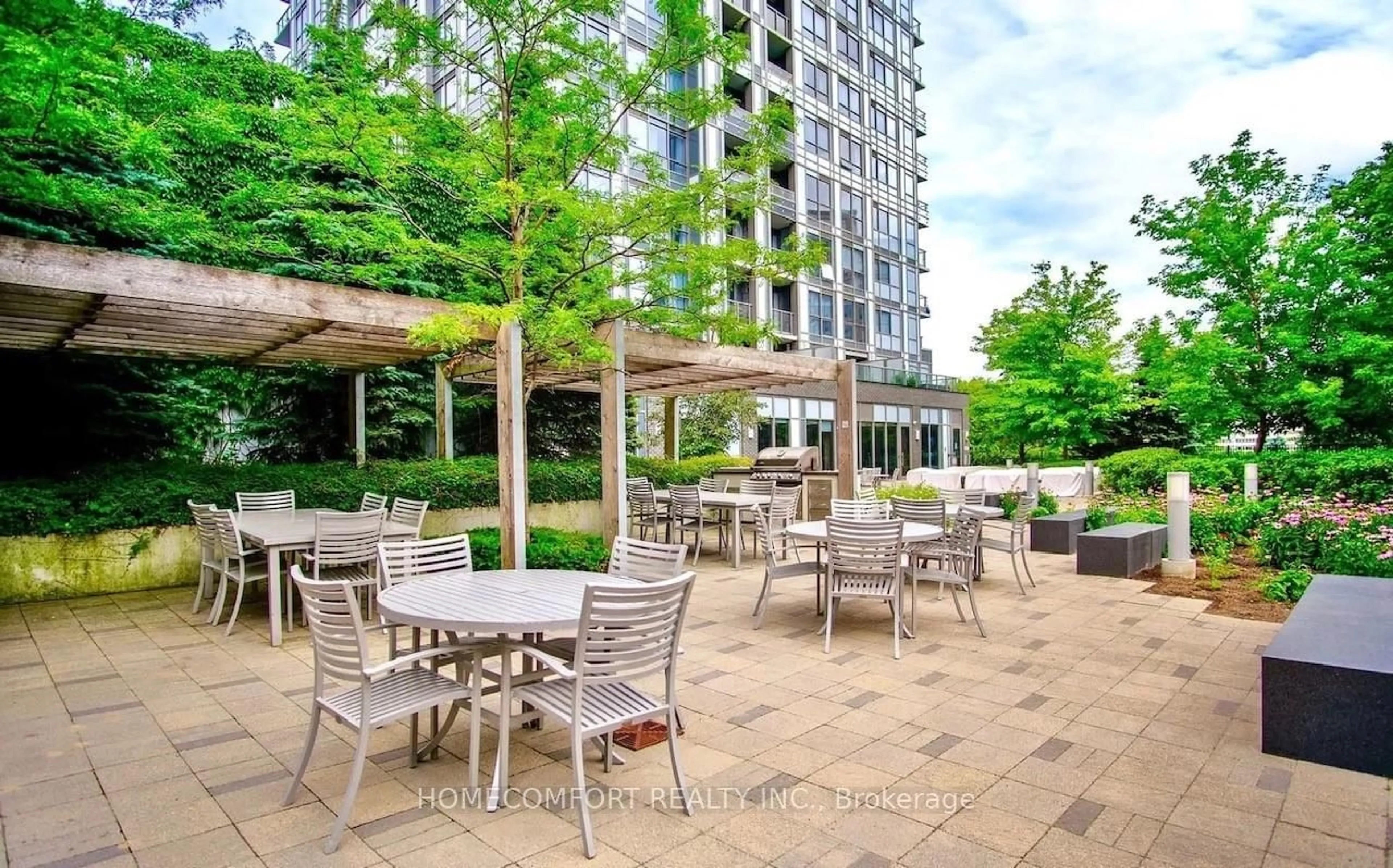 Patio, unknown for 18 Graydon Hall Dr #2511, Toronto Ontario M3A 0A4