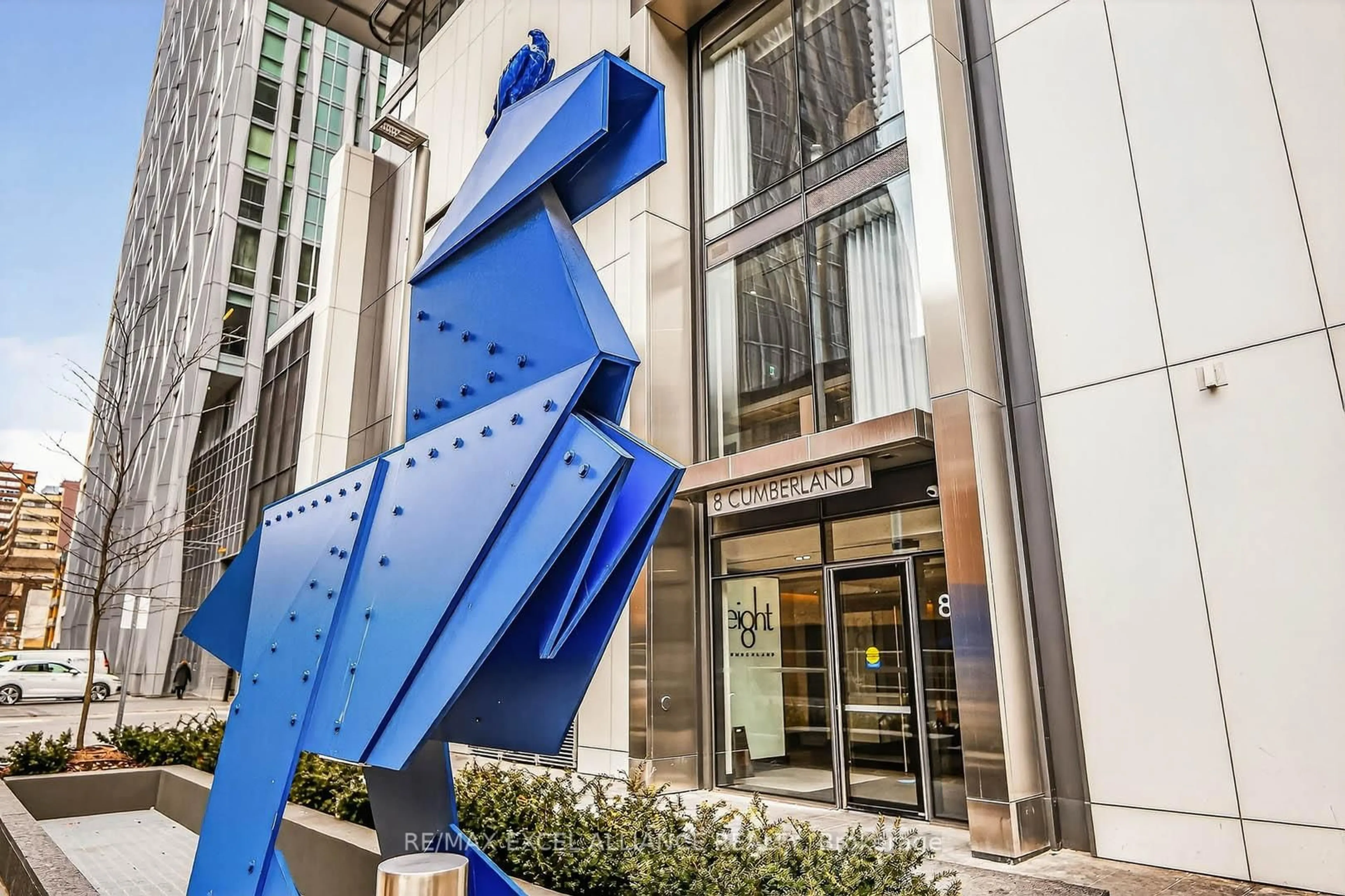 Lobby for 8 Cumberland St #2804, Toronto Ontario M4W 0B6