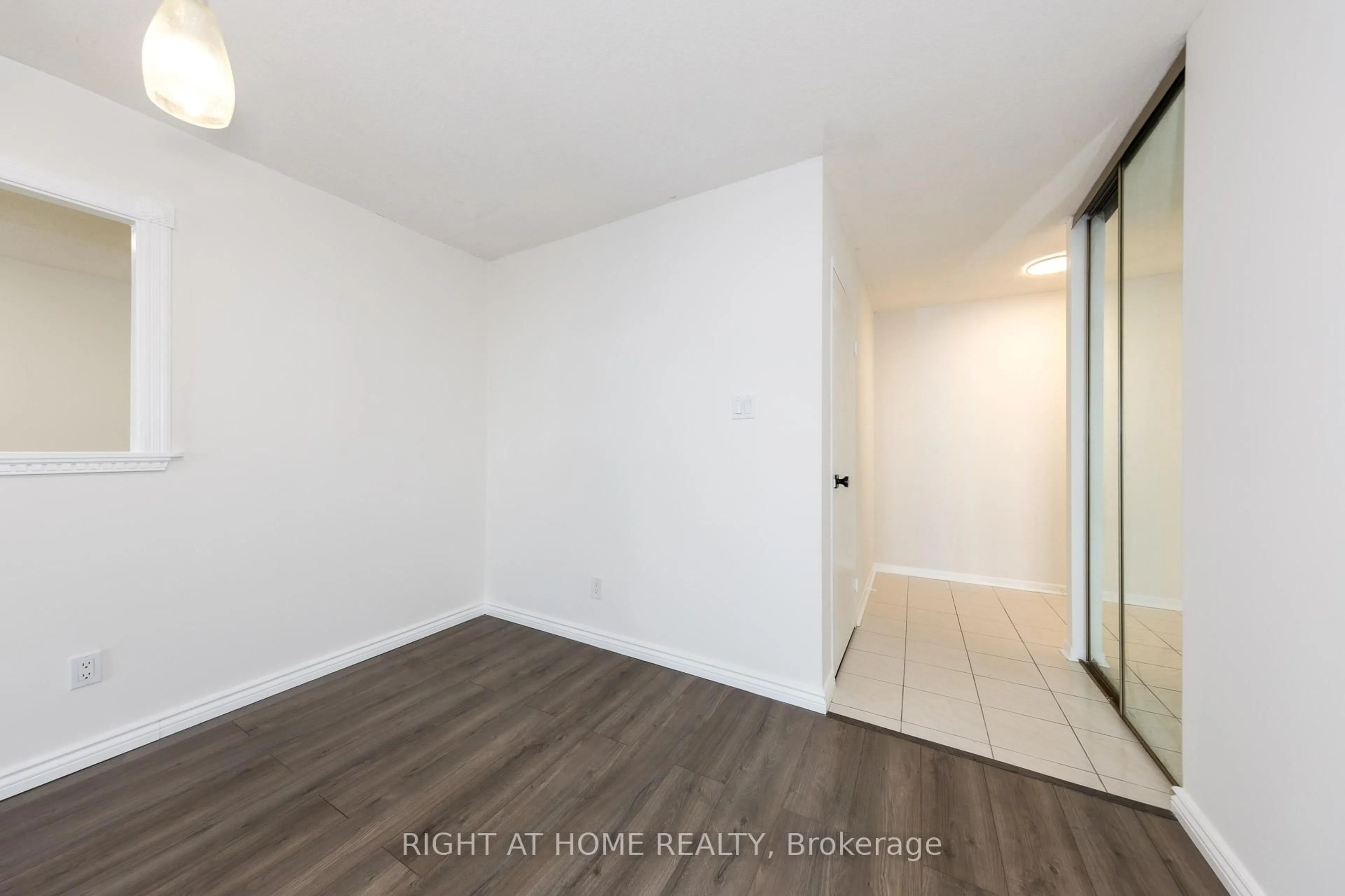 A pic of a room for 10 Tangreen Crt #3206, Toronto Ontario M2M 4B9