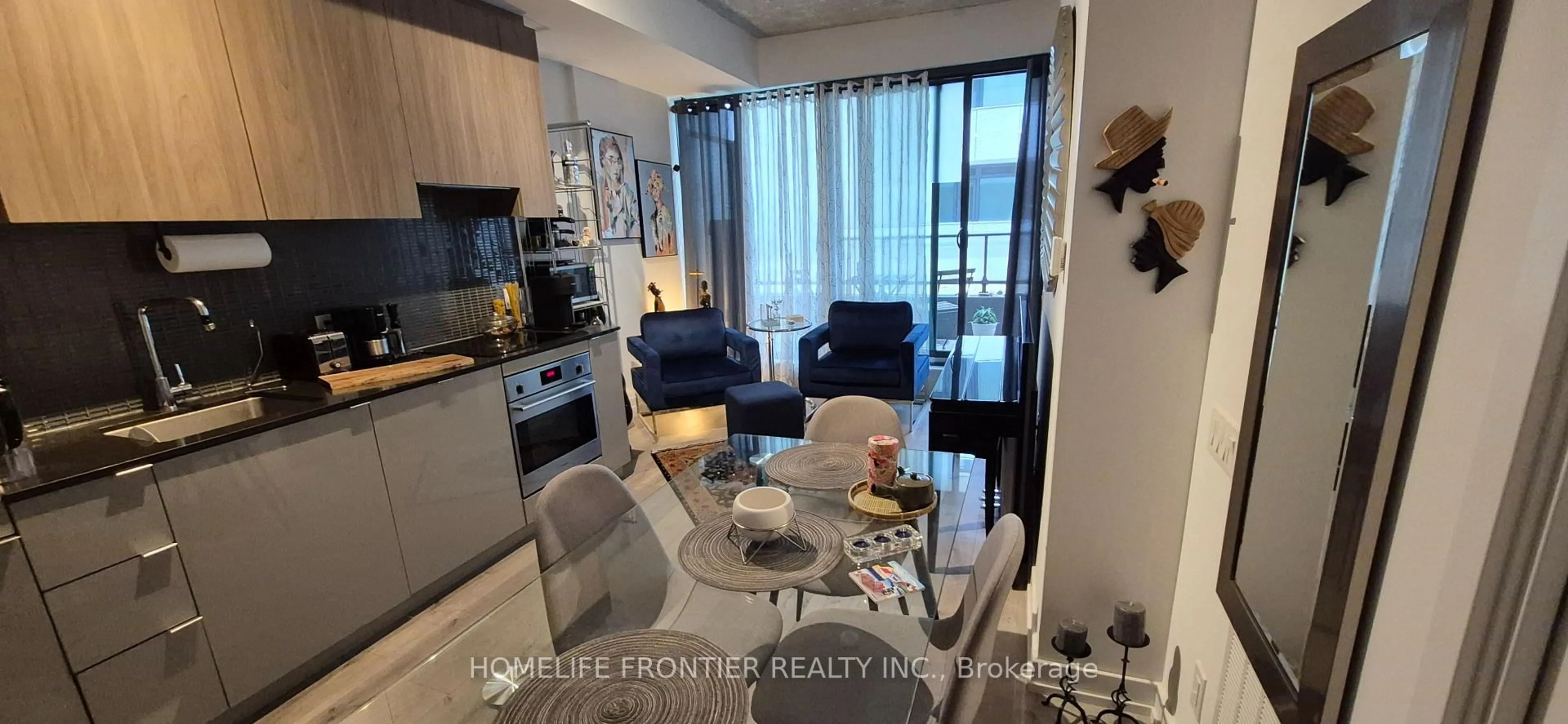 Unknown for 161 Roehampton Ave #226, Toronto Ontario M4P 0C8