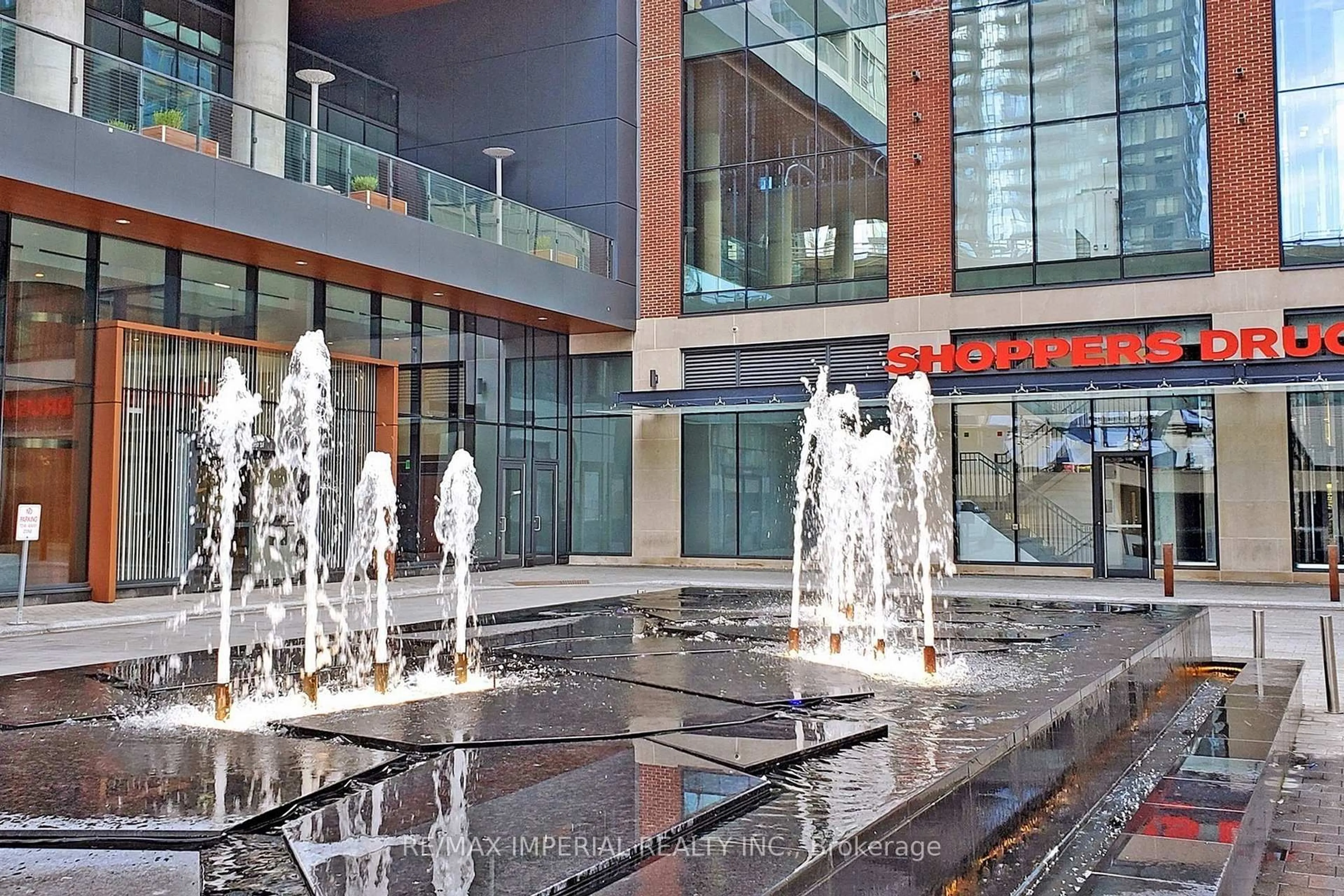 Lobby for 17 Bathurst St #1001, Toronto Ontario M5V 0N1