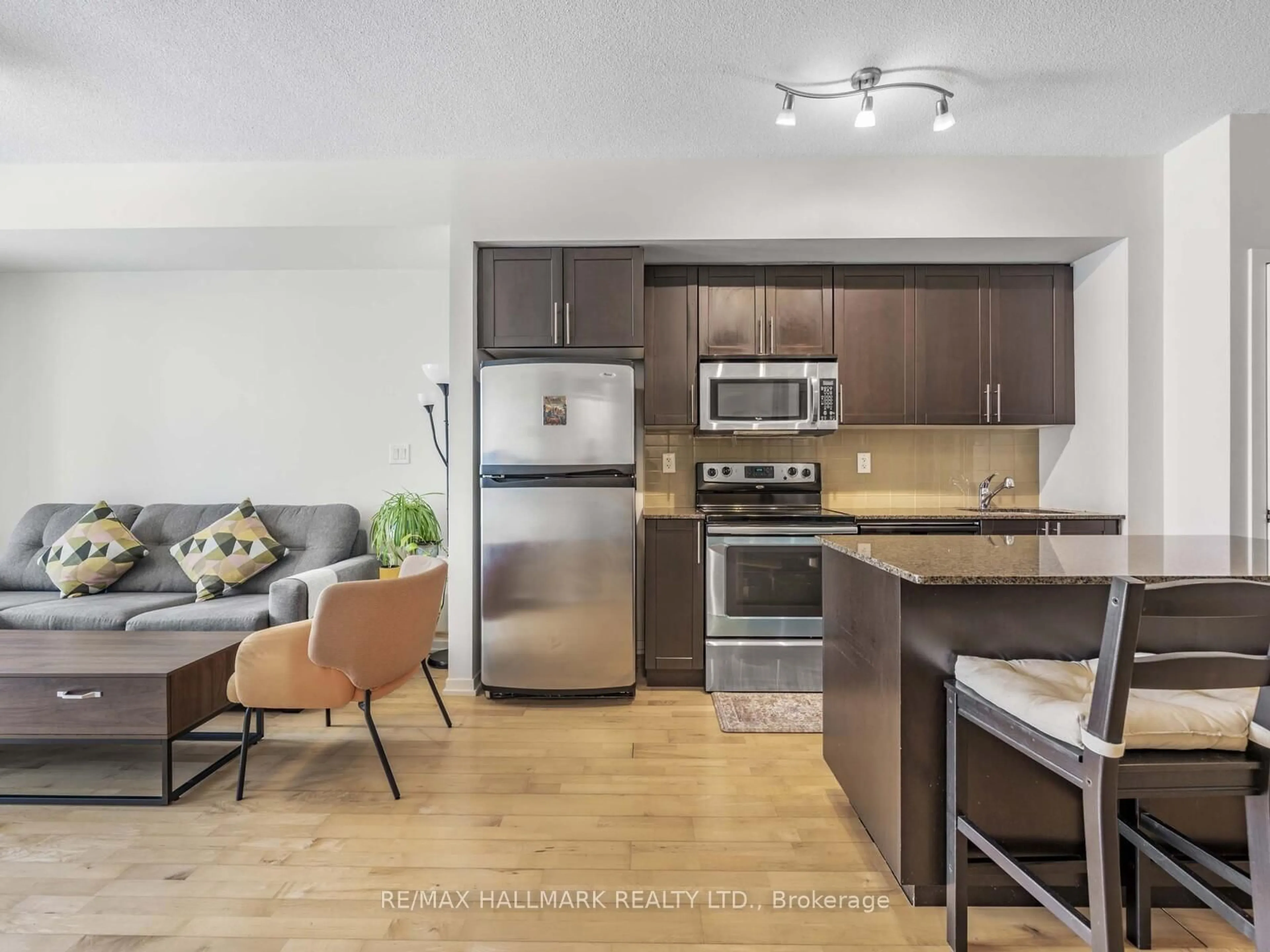 Open concept kitchen, unknown for 65 Bremner Blvd #2109, Toronto Ontario M5J 0A7