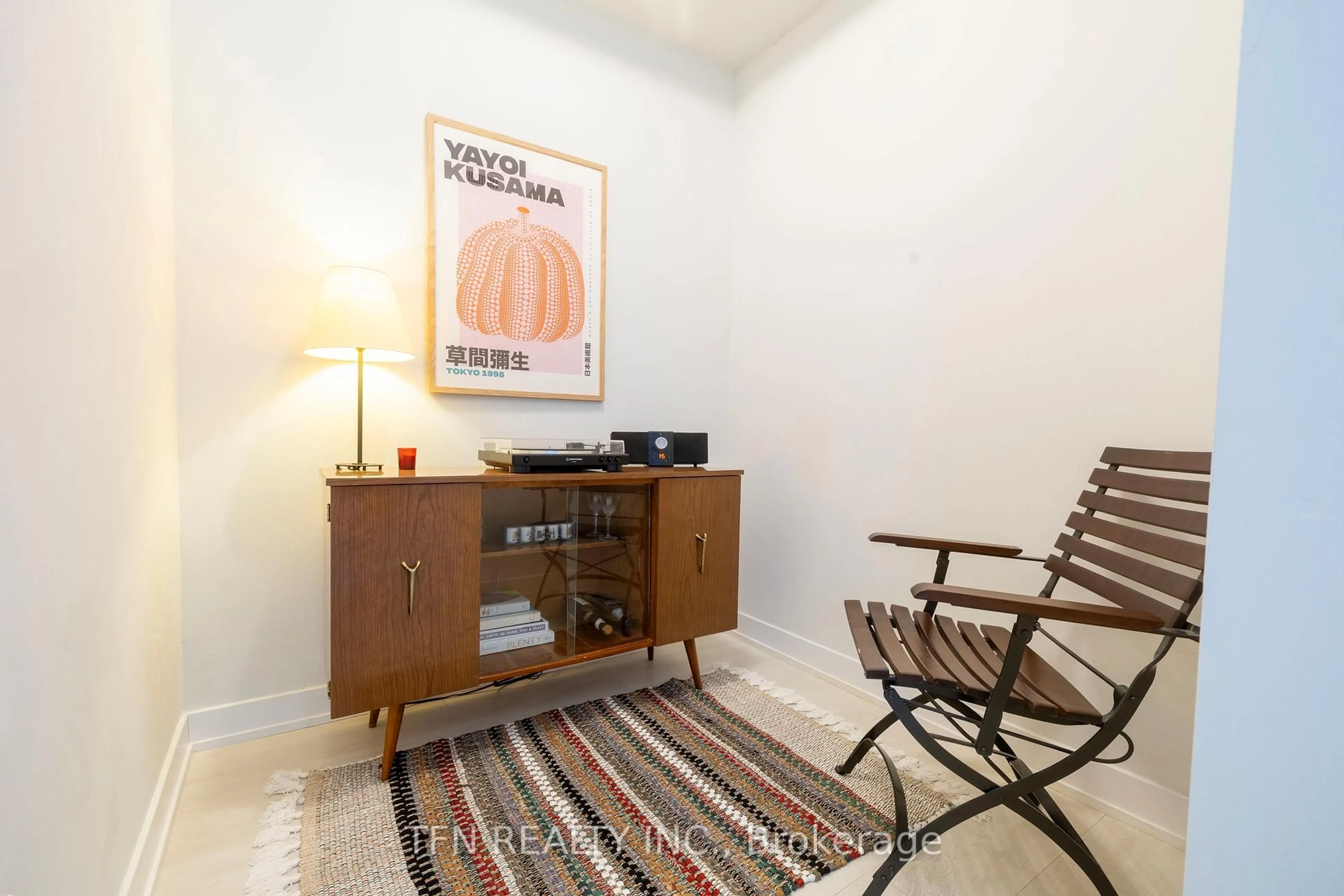 Unknown for 50 Bruyeres Mews #726, Toronto Ontario M5V 0H8