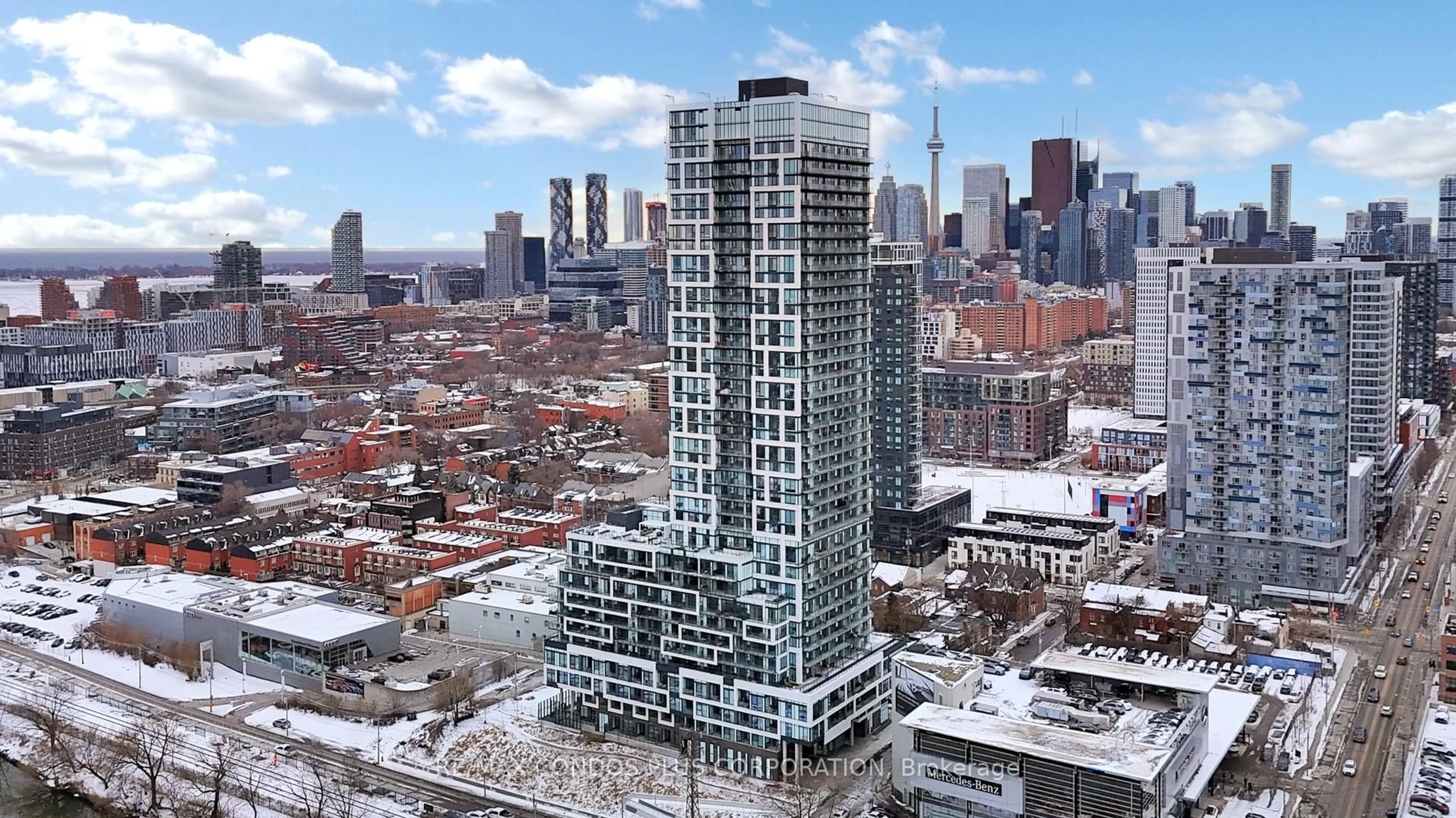 Unknown for 5 Defries St #925, Toronto Ontario M5A 0W7