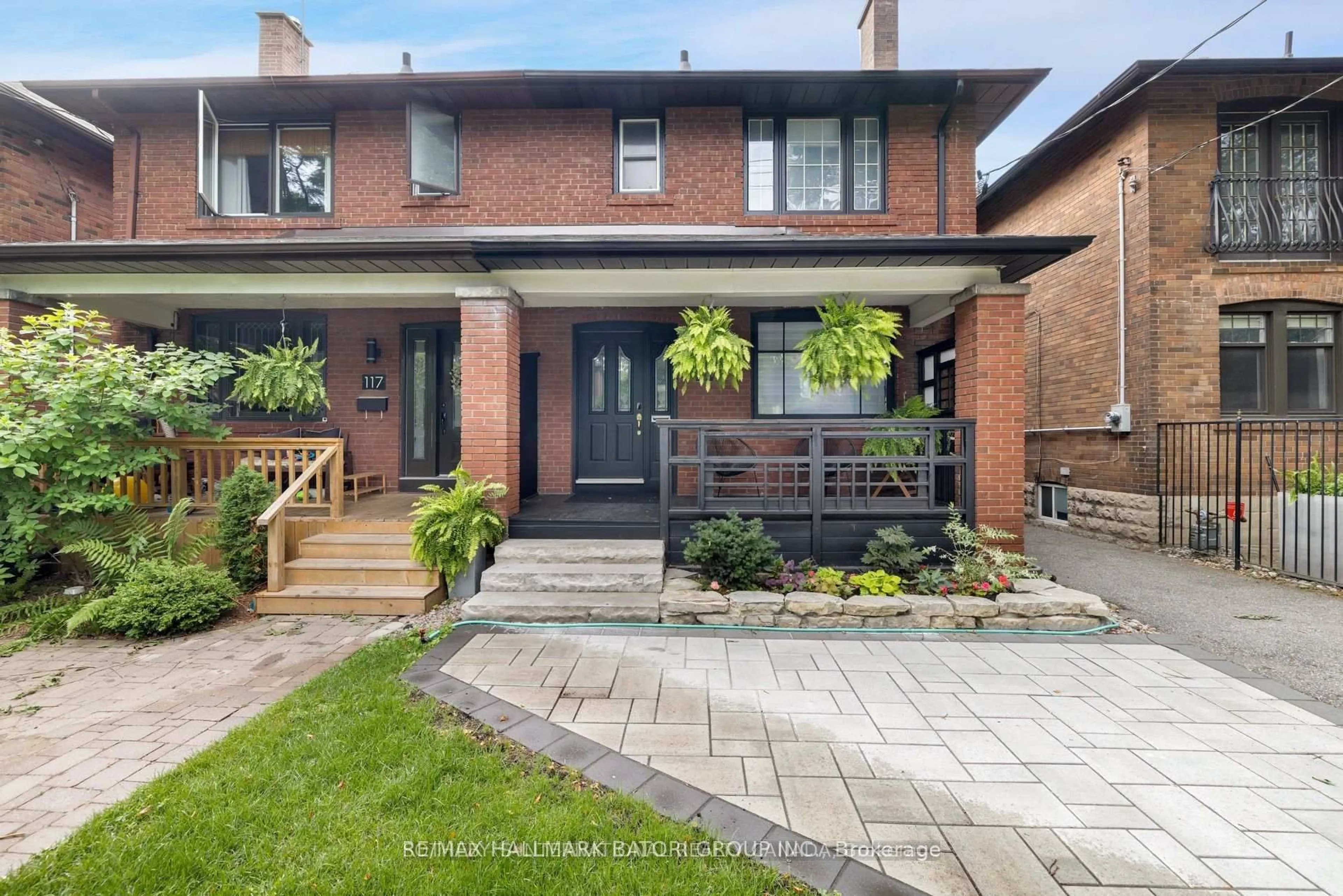 Home with brick exterior material, street for 119 Bedford Park Ave, Toronto Ontario M5M 1J2
