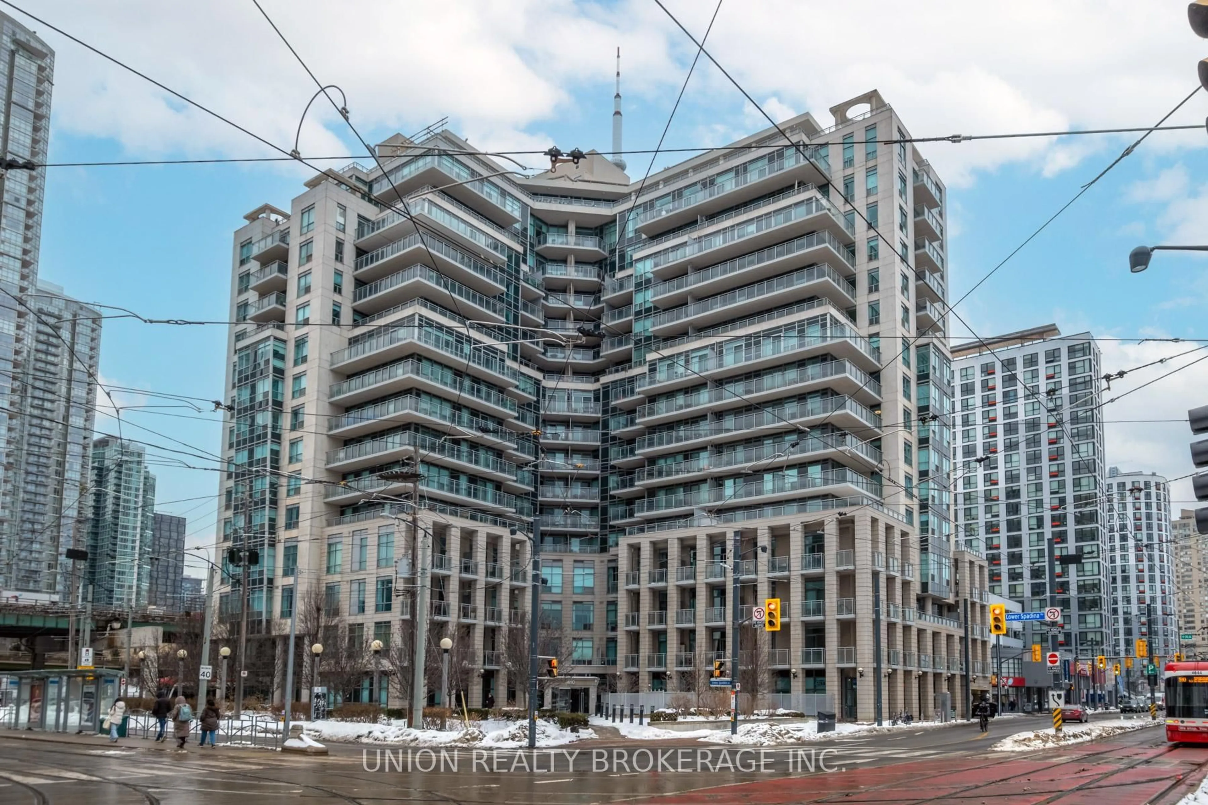 Blurry image for 410 Queens Quay #714, Toronto Ontario M5V 3T1