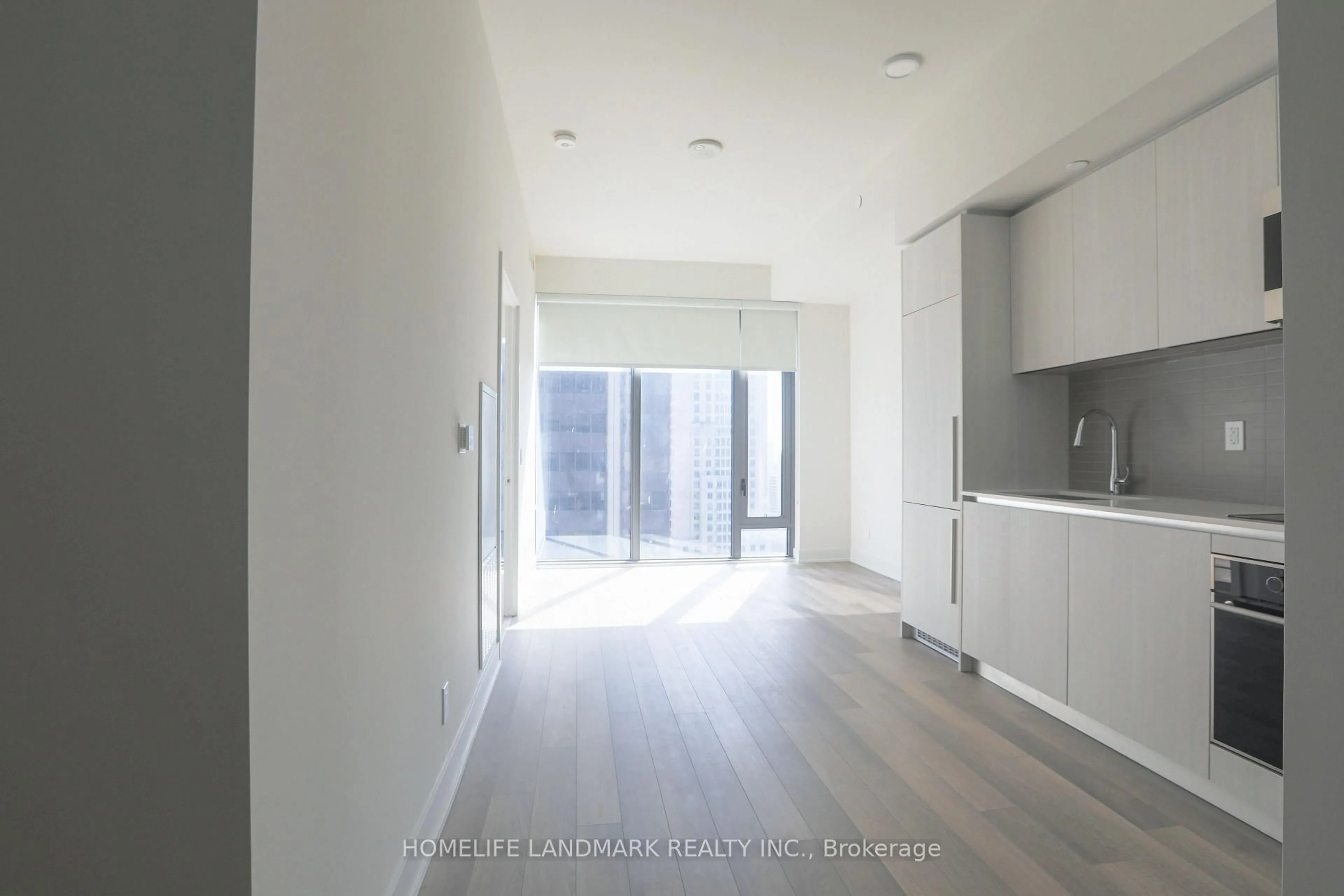 A pic of a room for 8 Cumberland St #3804, Toronto Ontario M4W 0B6