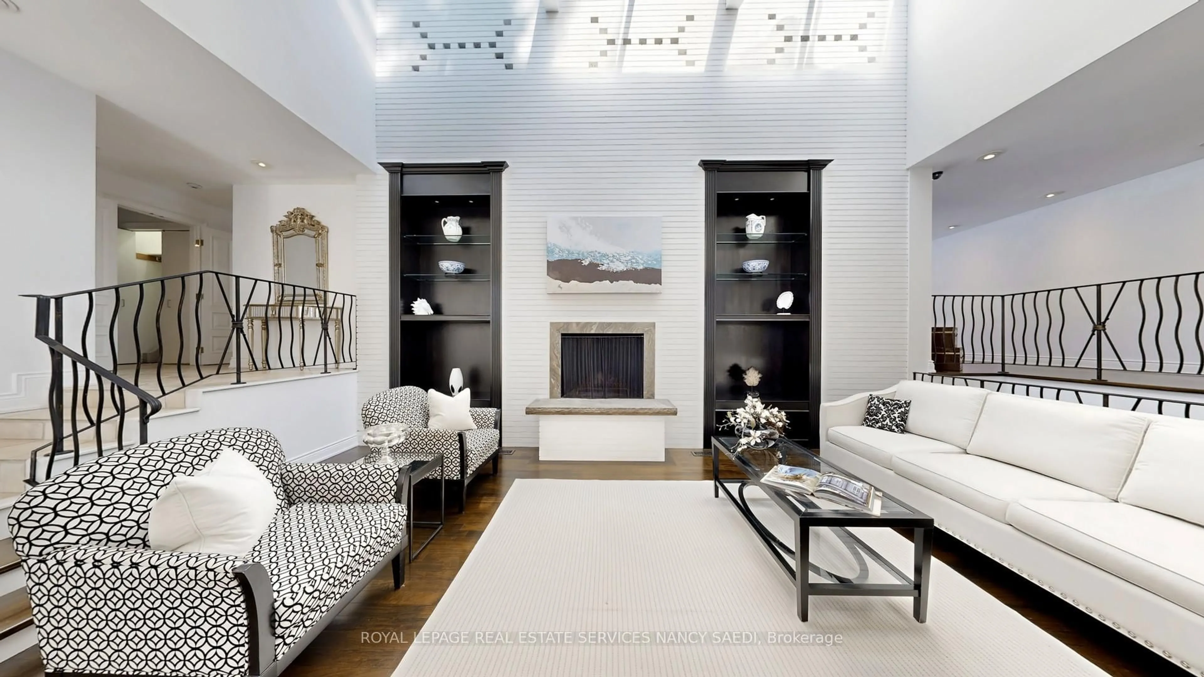 Living room with furniture, unknown for 62 Wimpole Dr, Toronto Ontario M2L 2L3