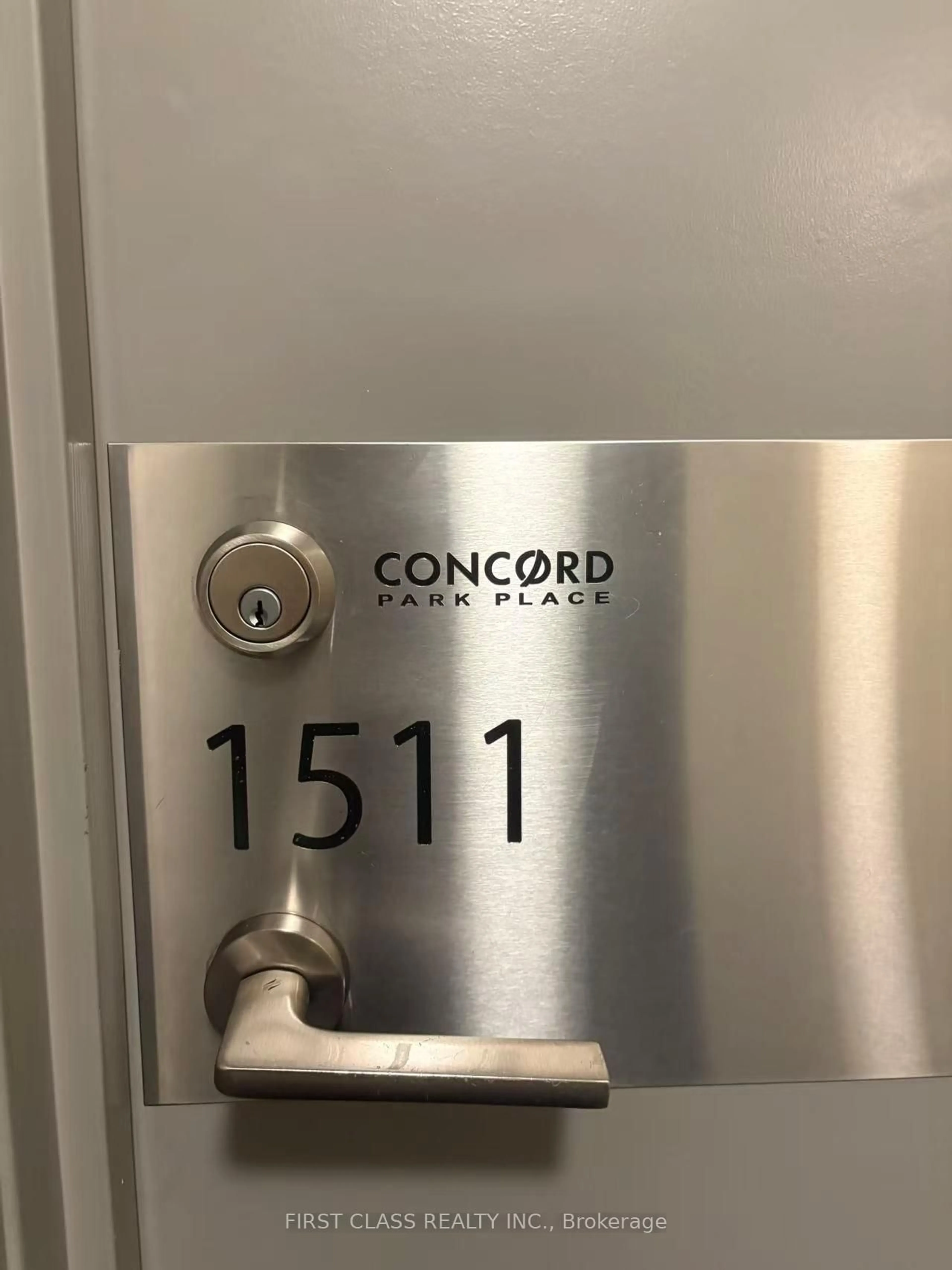 Unknown for 33 Singer Crt #1511, Toronto Ontario M2K 0B4