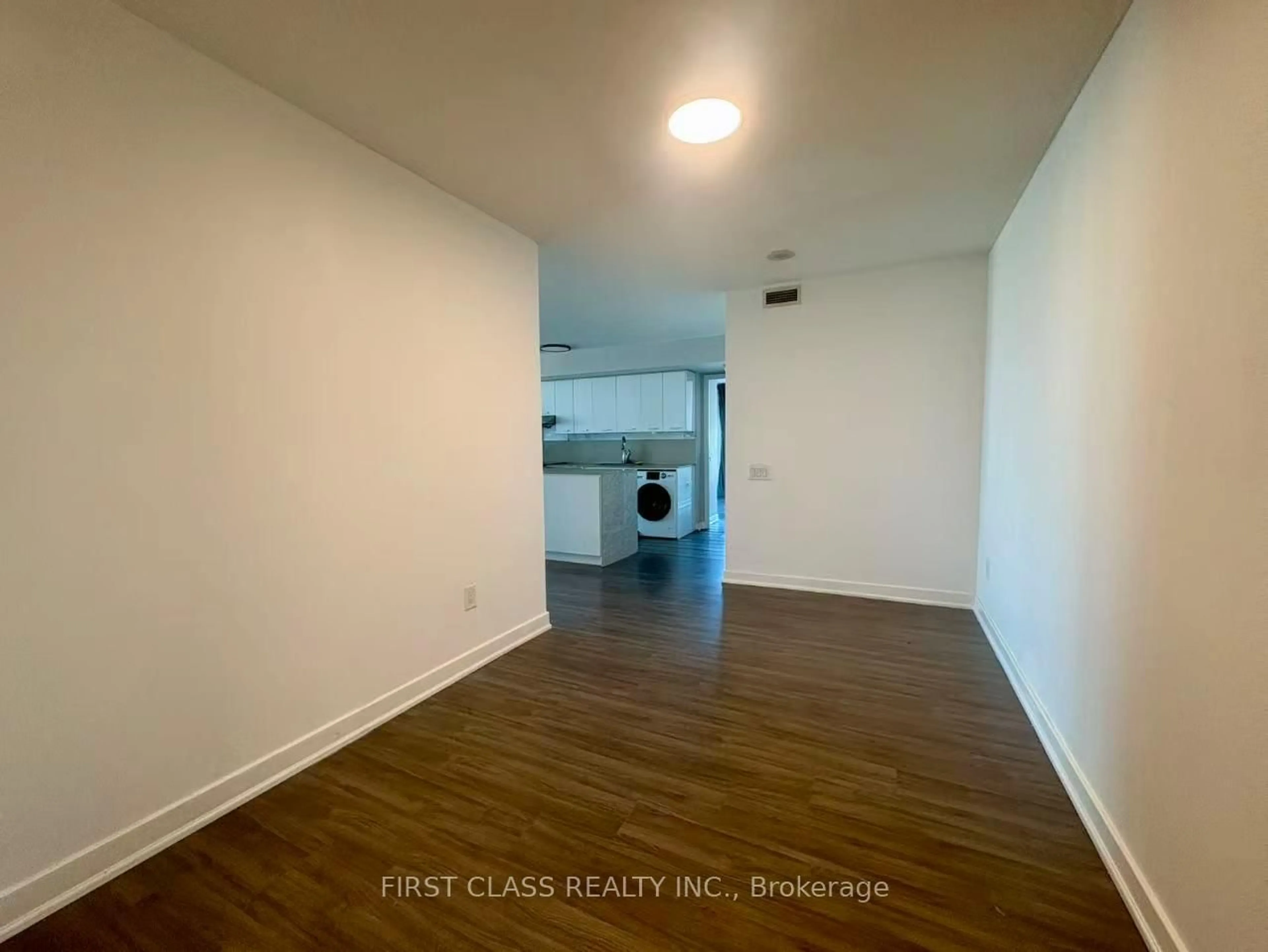 A pic of a room for 33 Singer Crt #1511, Toronto Ontario M2K 0B4