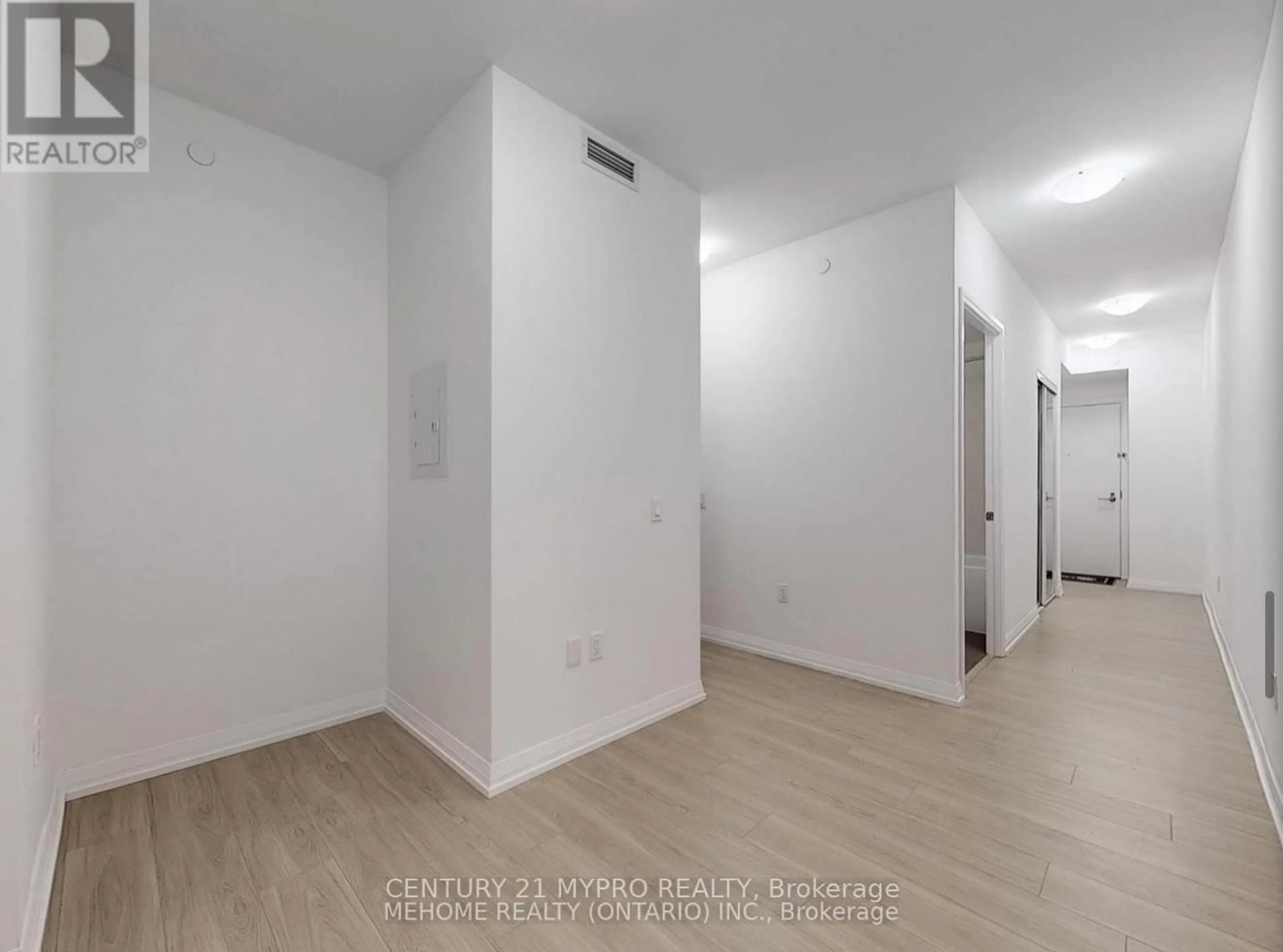 A pic of a room for 25 Holly St #703, Toronto Ontario M4S 0E3