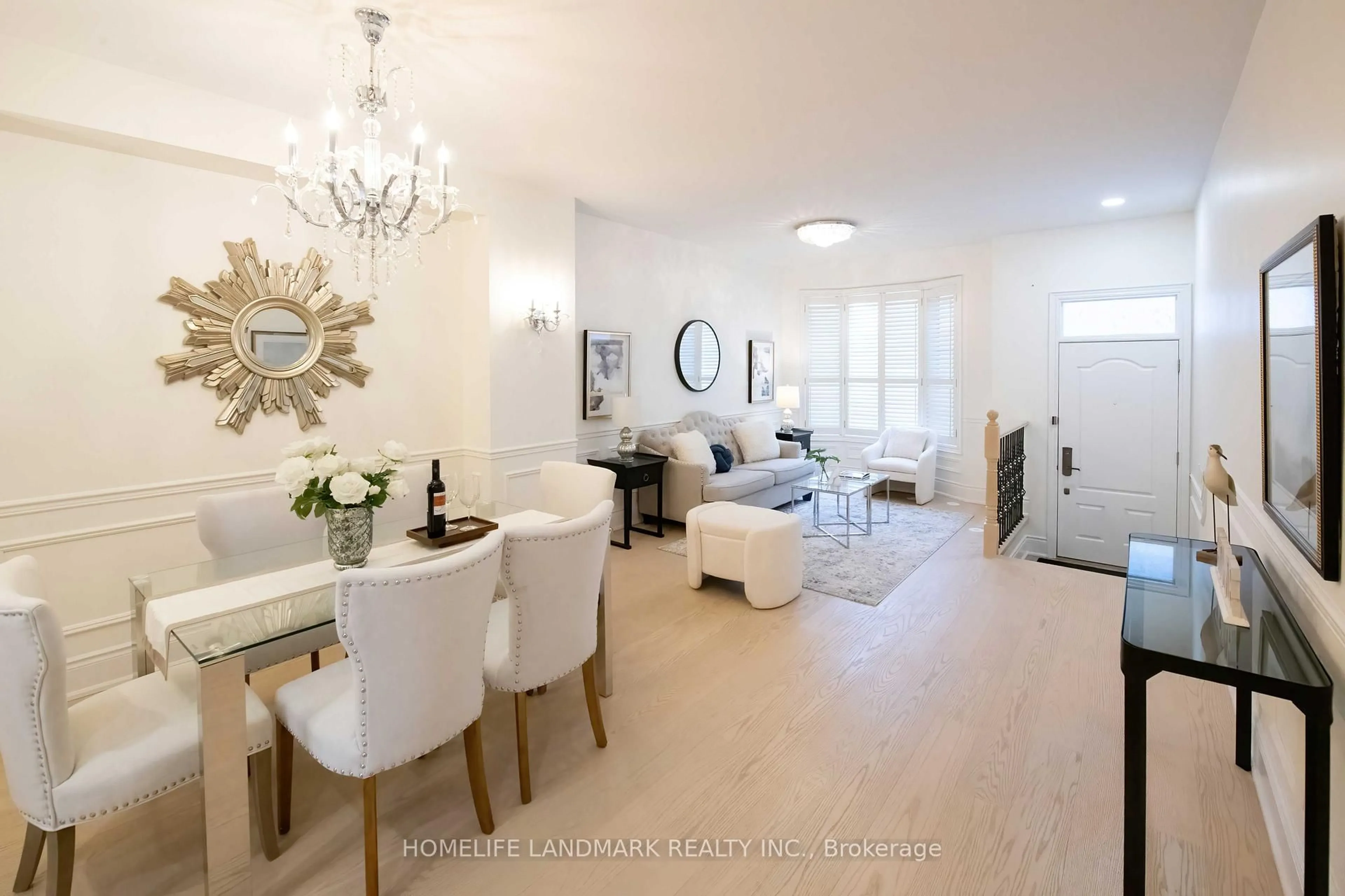 Living room with furniture, unknown for 52 Clairtrell Rd, Toronto Ontario M2N 5J6