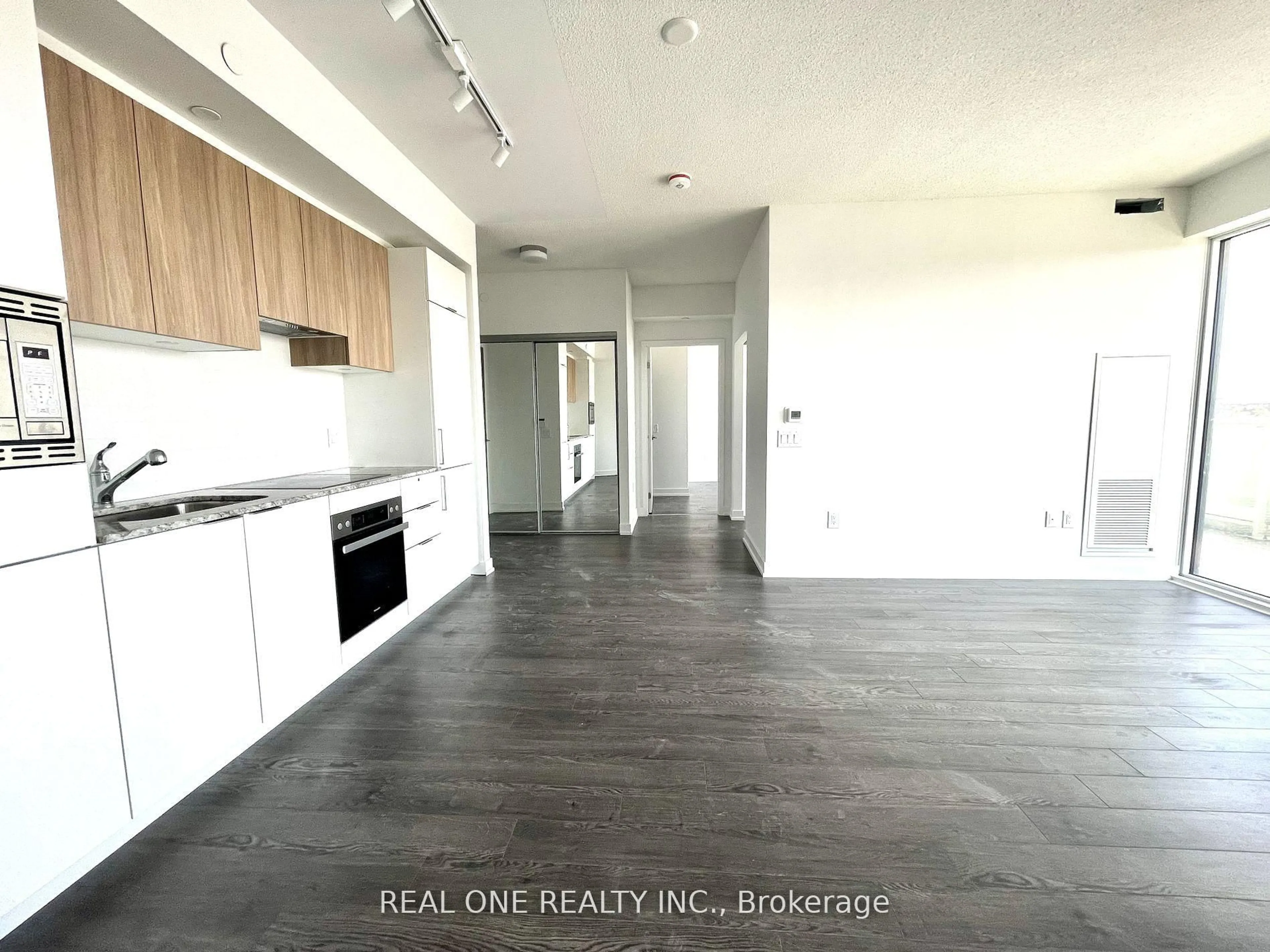 Open concept kitchen, unknown for 50 O'Neill Rd #310, Toronto Ontario M3C 0R2