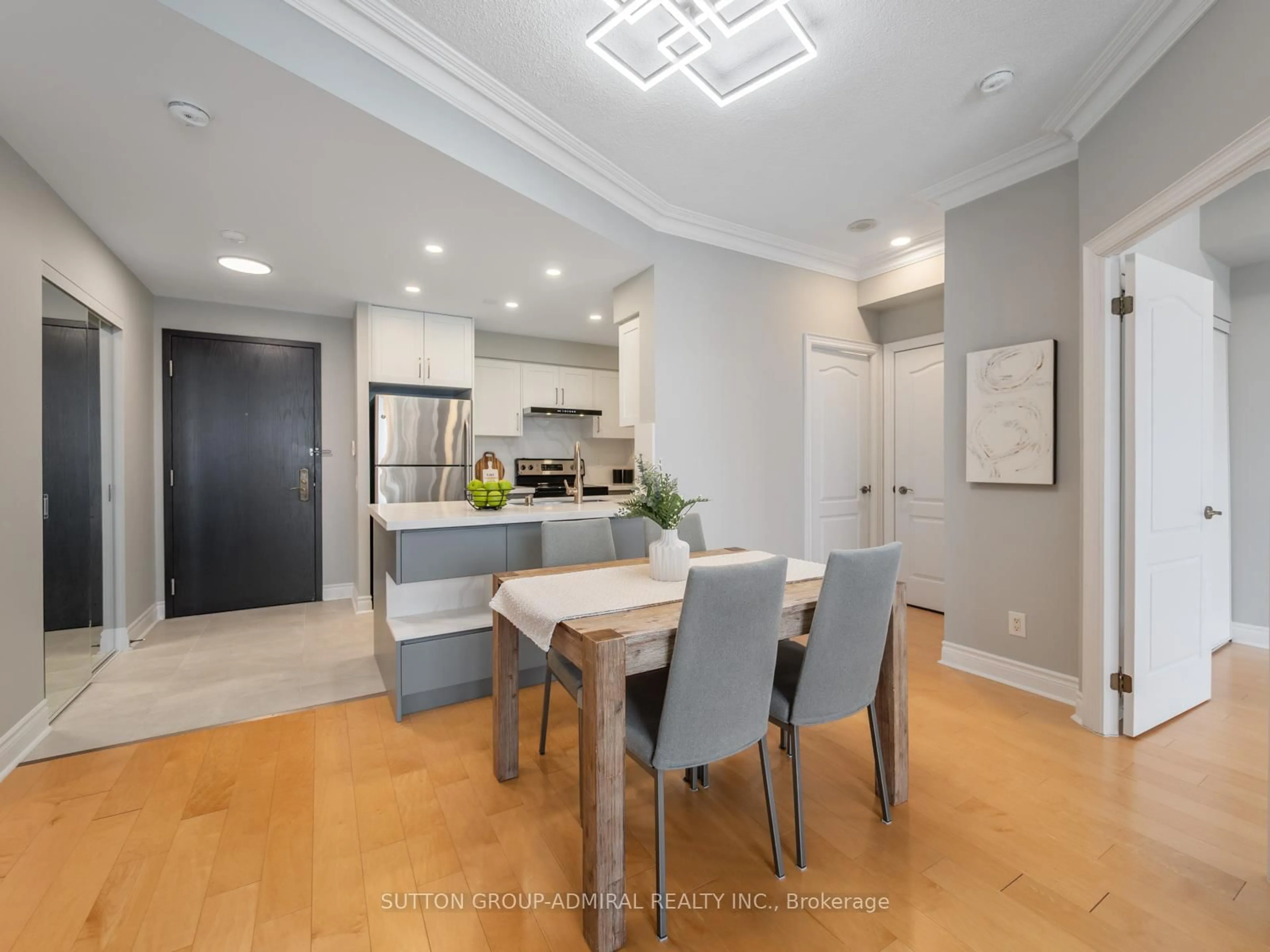 Open concept kitchen, unknown for 2 Clairtrell Rd #1206, Toronto Ontario M2N 7H5