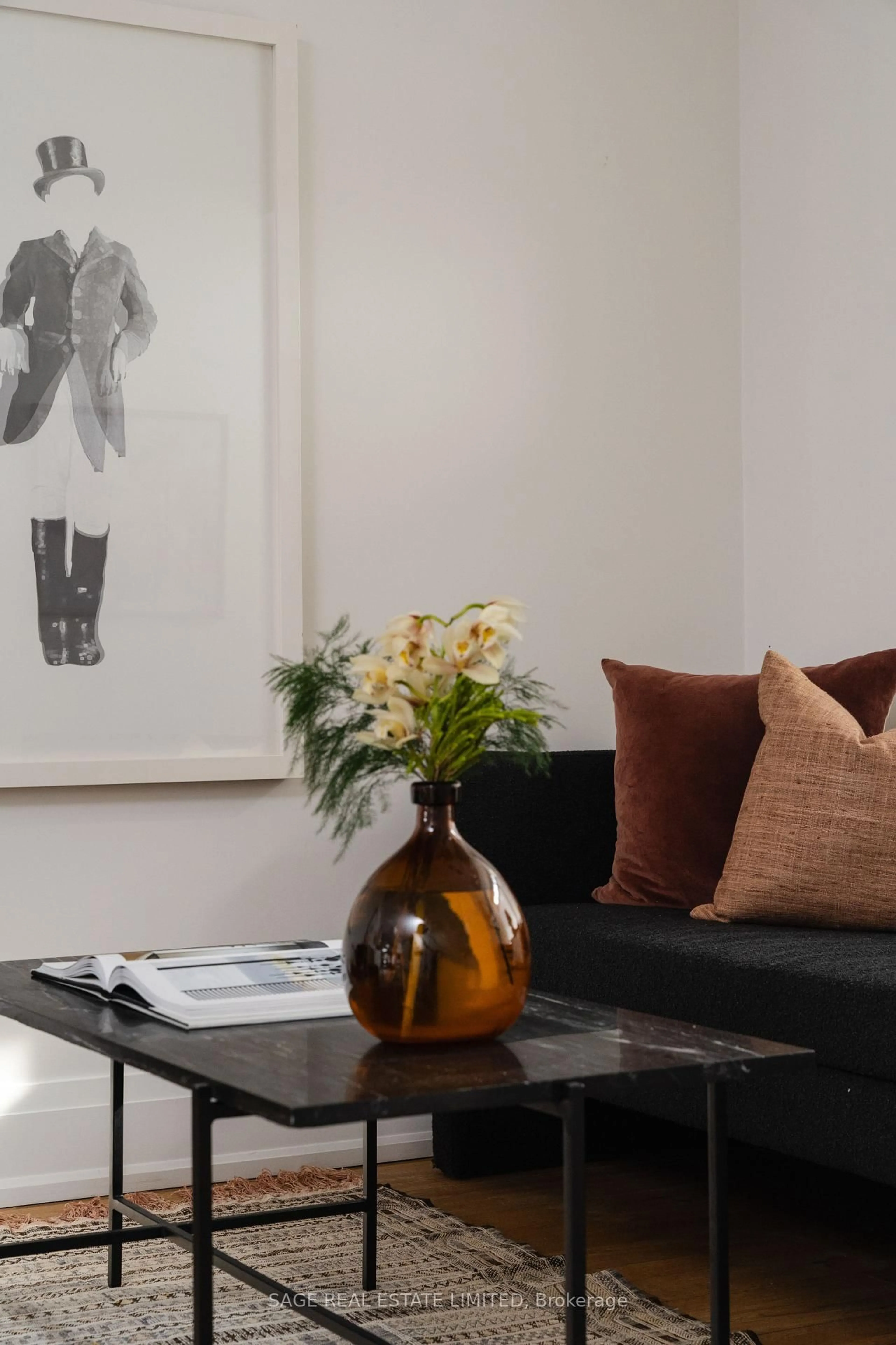 Living room with furniture, unknown for 128 Argyle St, Toronto Ontario M6J 1N9