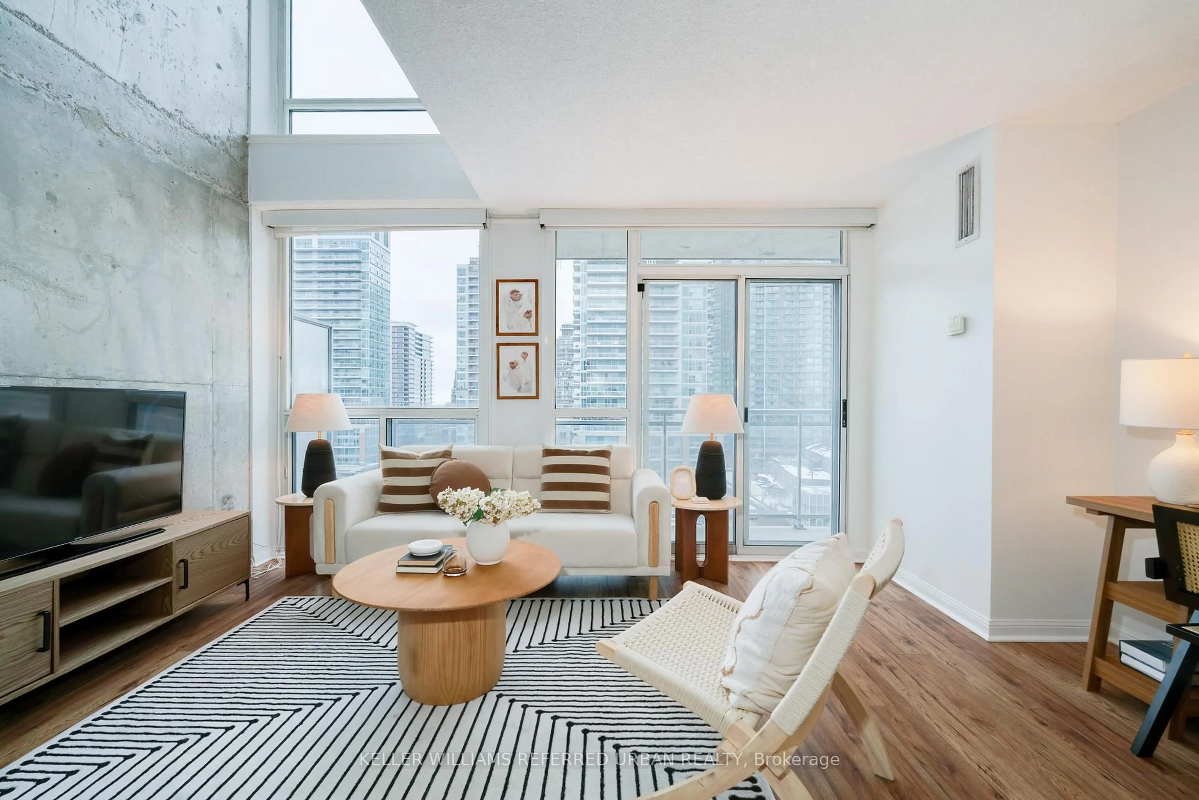 Living room with furniture, unknown for 1029 King St #1004, Toronto Ontario M6K 3M9