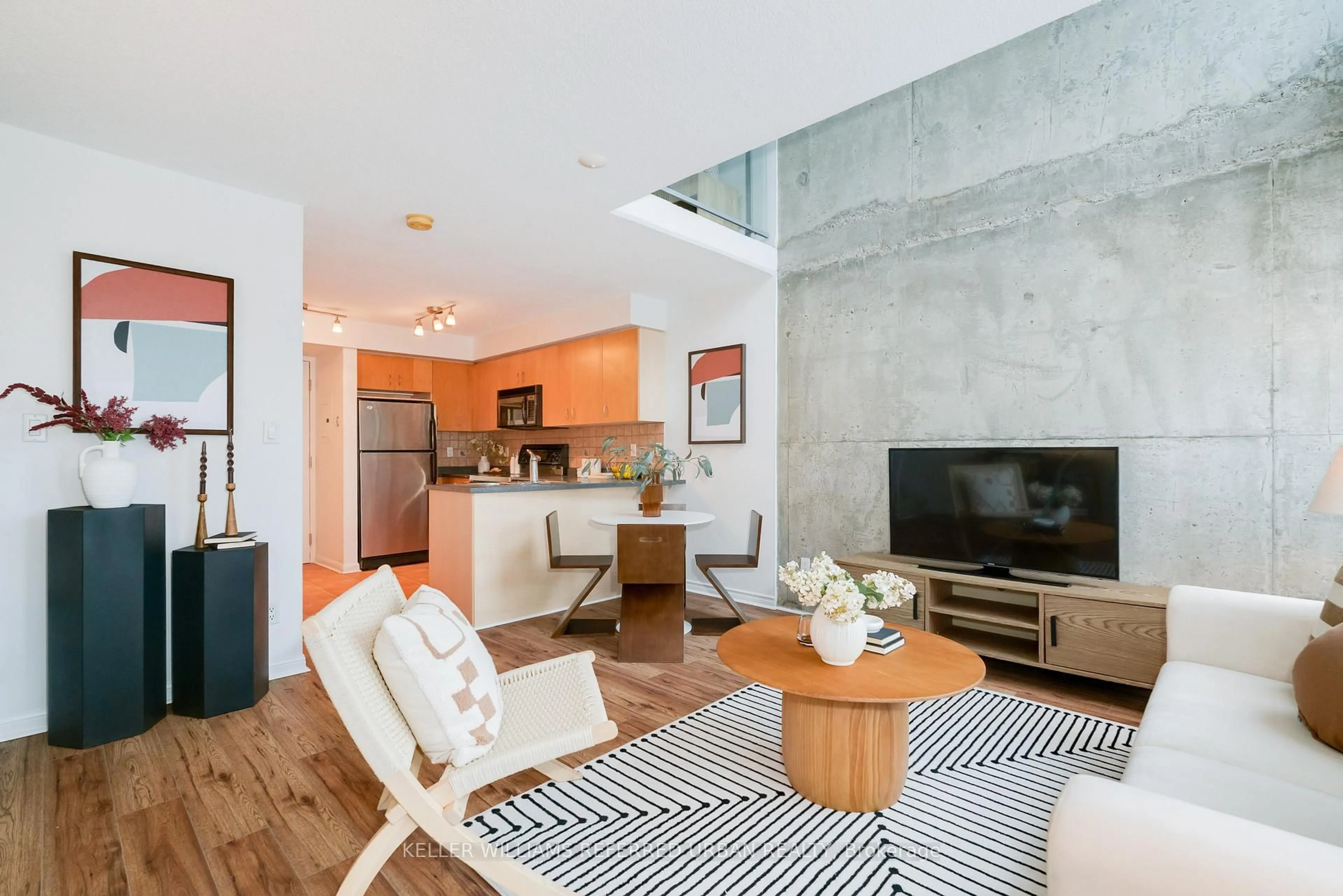 Living room with furniture, unknown for 1029 King St #1004, Toronto Ontario M6K 3M9