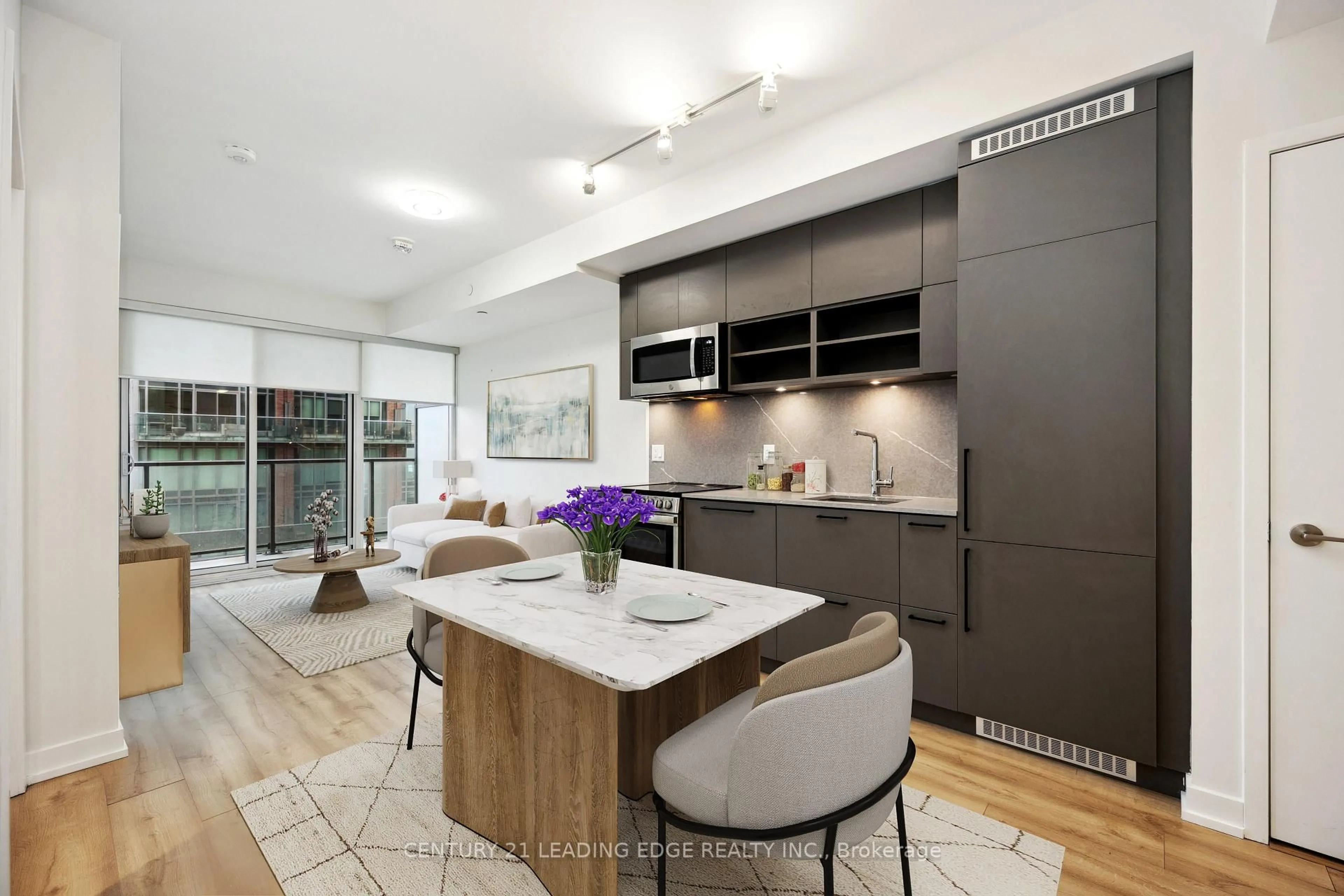 Open concept kitchen, unknown for 135 East Liberty St #1107, Toronto Ontario M6K 3K4