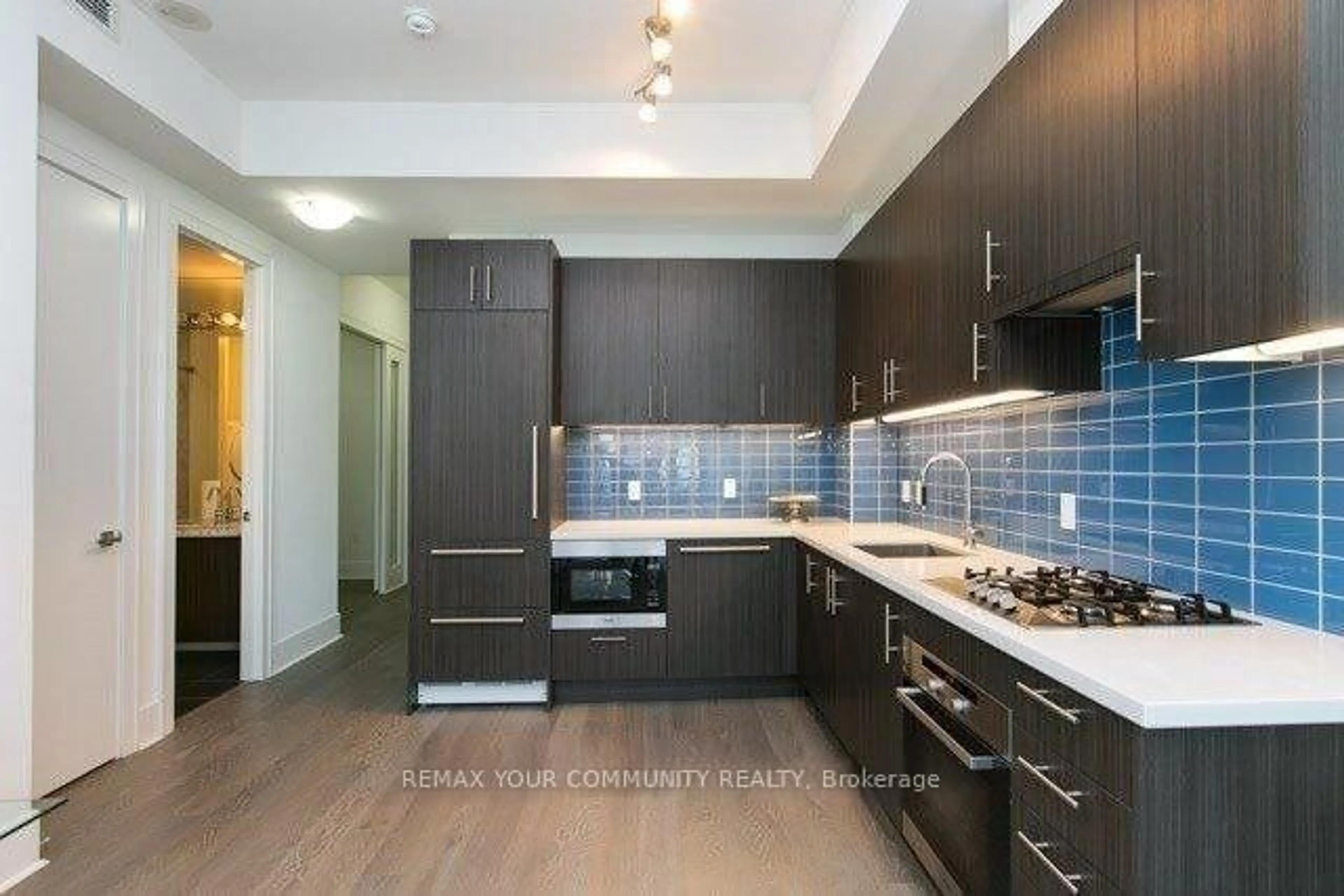 Standard kitchen, unknown for 29 Queens Quay #918, Toronto Ontario M5E 0A4