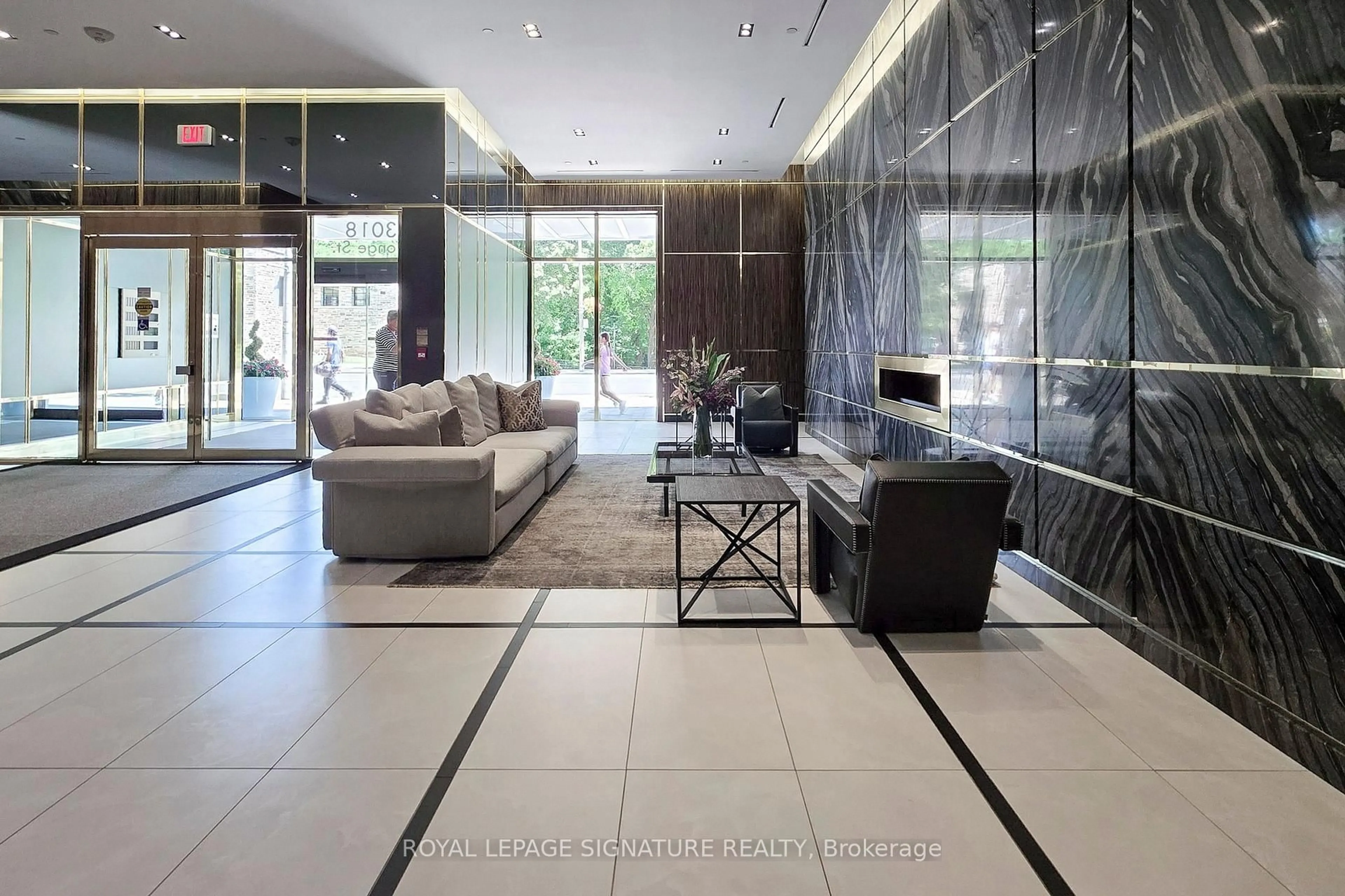 Lobby for 3018 Yonge St #415, Toronto Ontario M4N 2K4