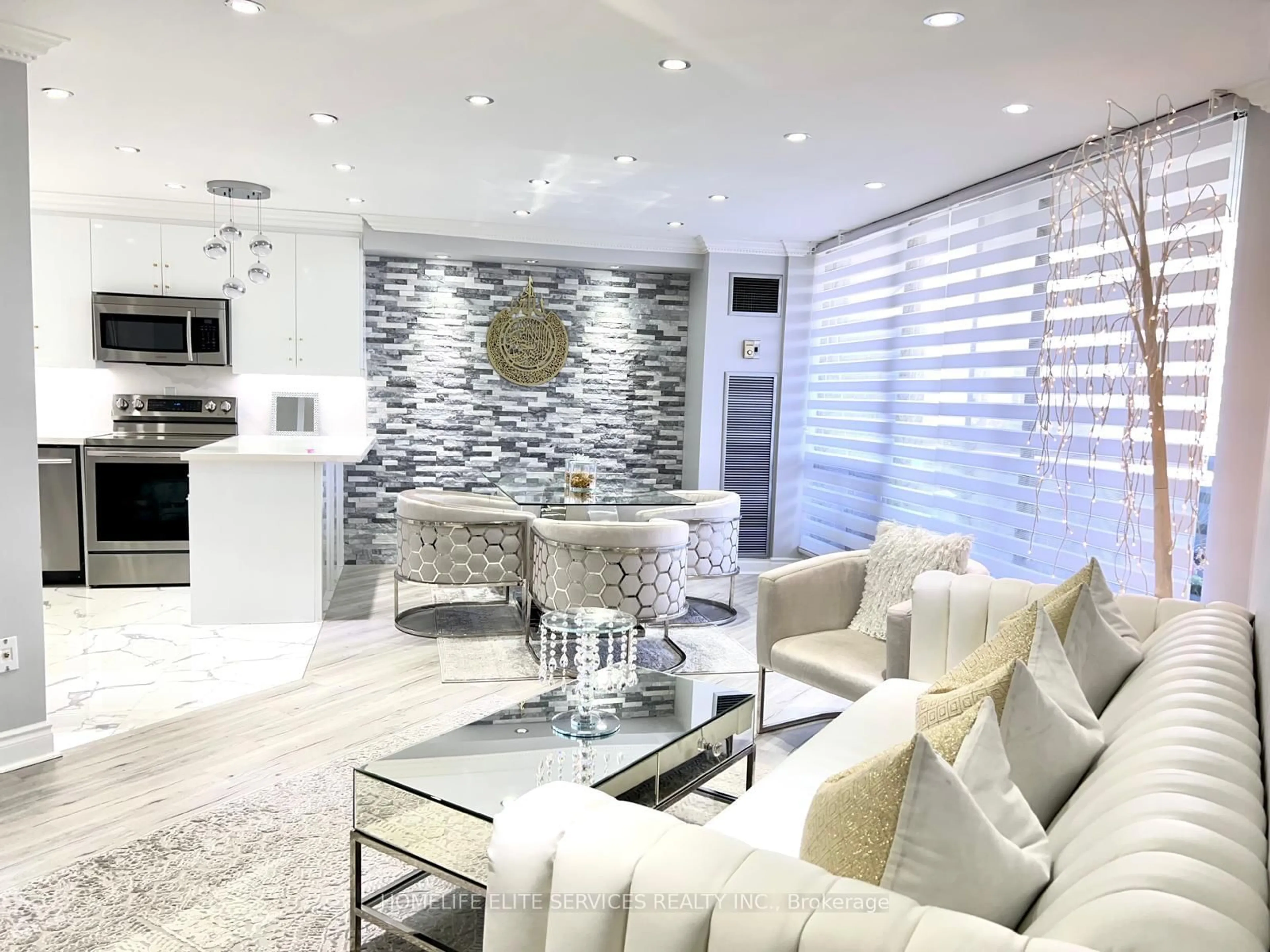 Living room with furniture, ceramic/tile floor for 75 Graydon Hall Dr #1608, Toronto Ontario M3A 3M5