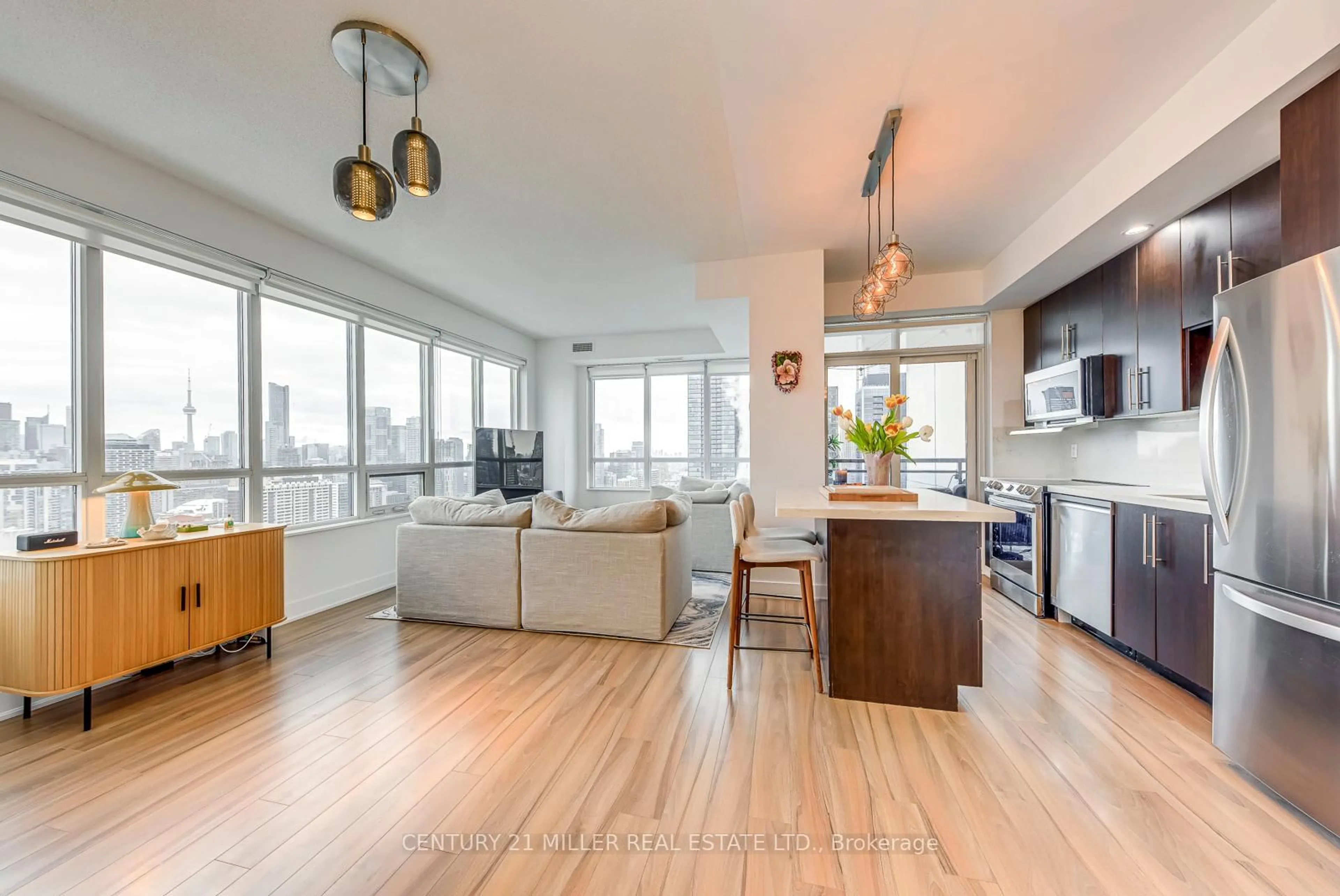 Open concept kitchen, wood/laminate floor for 28 Linden St #3106, Toronto Ontario M4Y 0A4