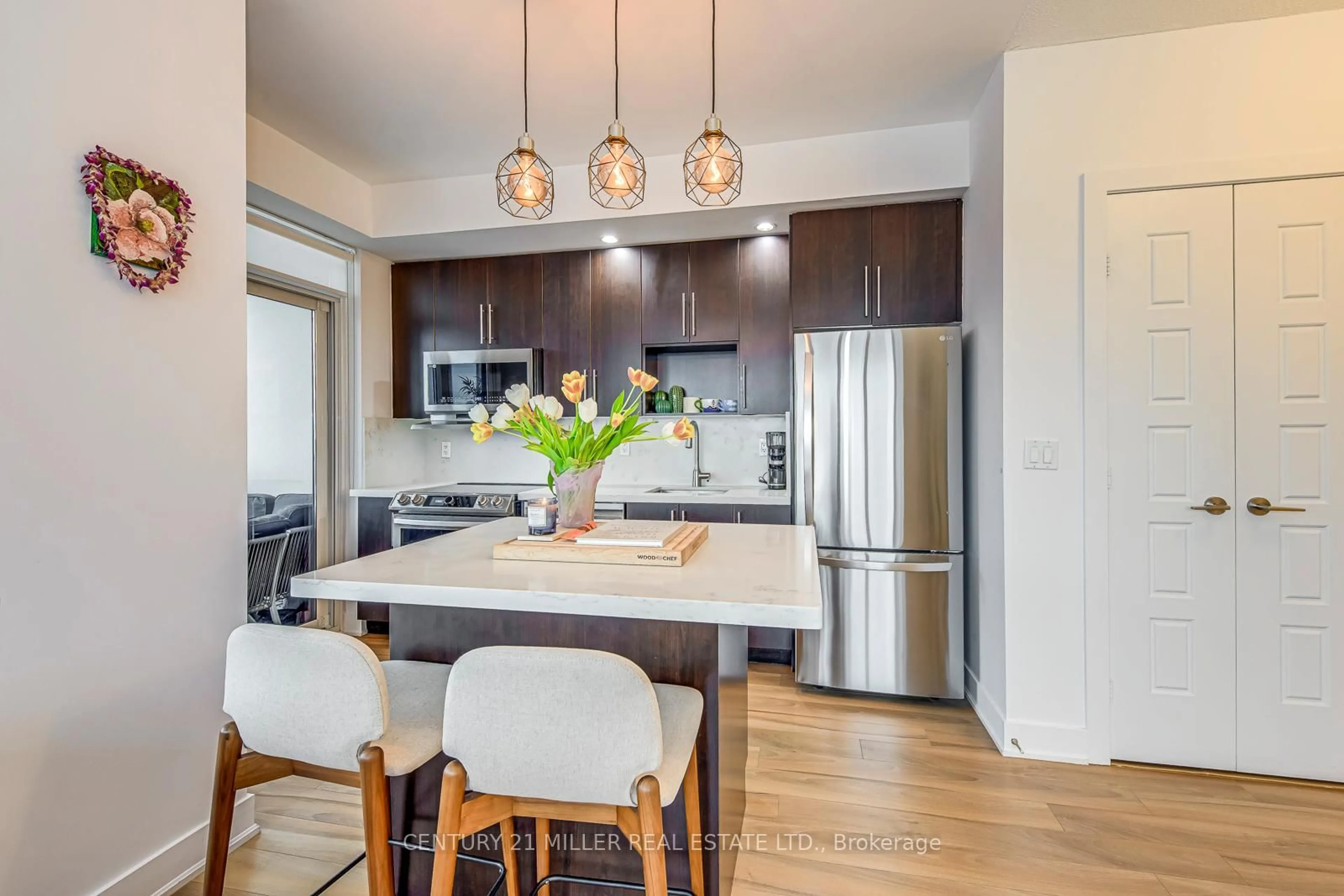 Open concept kitchen, unknown for 28 Linden St #3106, Toronto Ontario M4Y 0A4