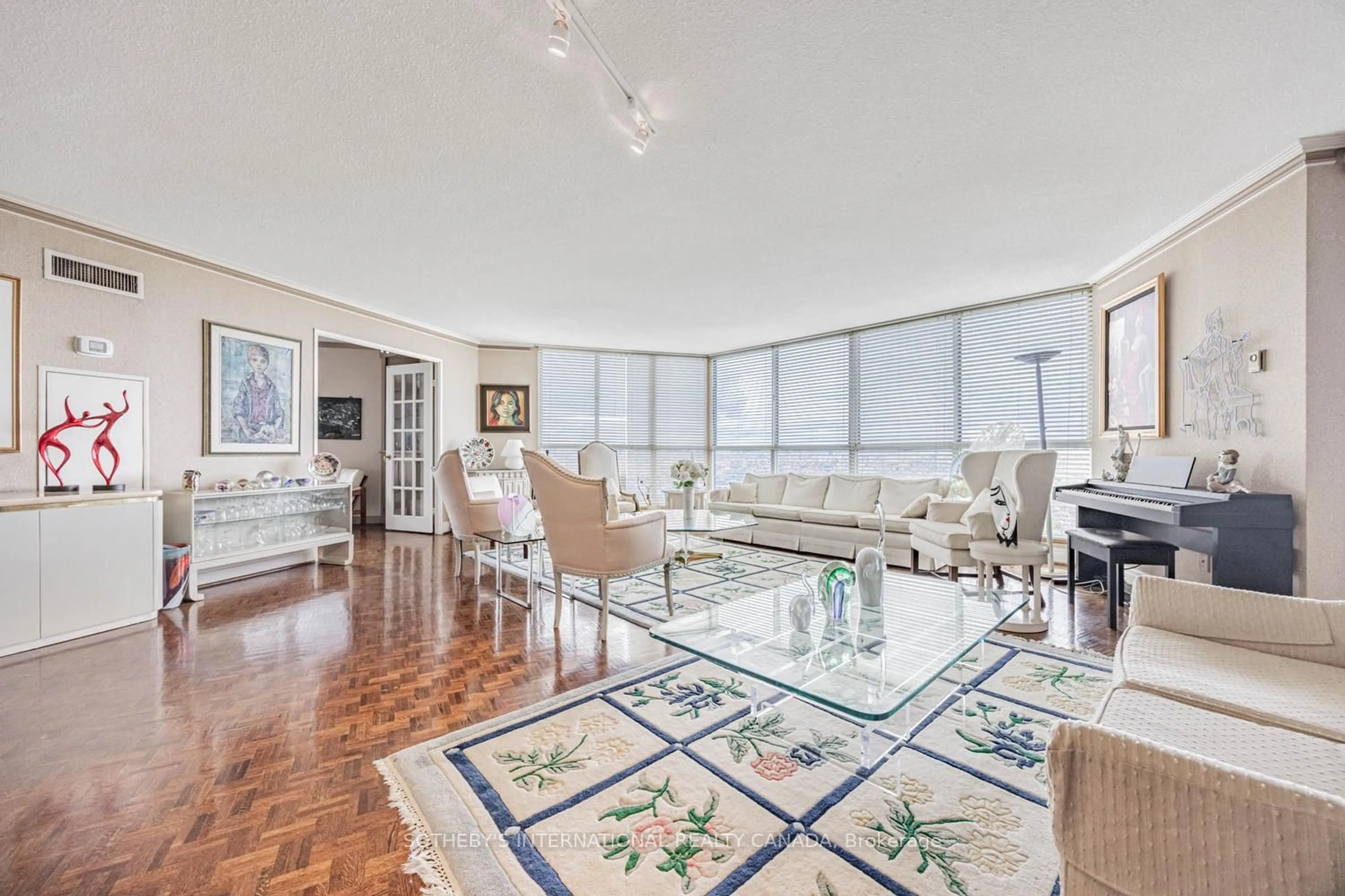 Living room with furniture, unknown for 85 Skymark Dr #2305, Toronto Ontario M2H 3P2