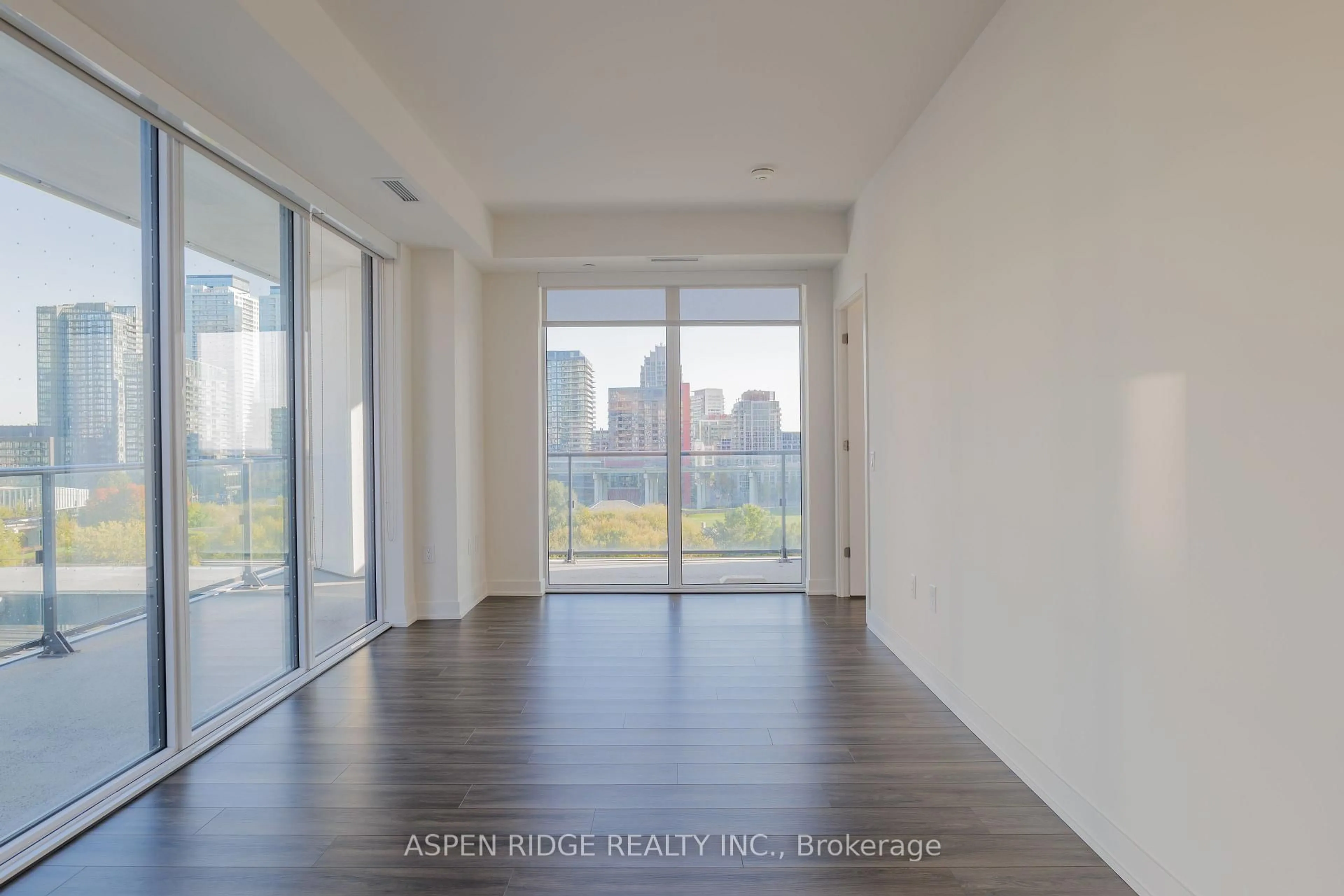 A pic of a room for 9 Tecumseth St #702, Toronto Ontario M5V 3G4