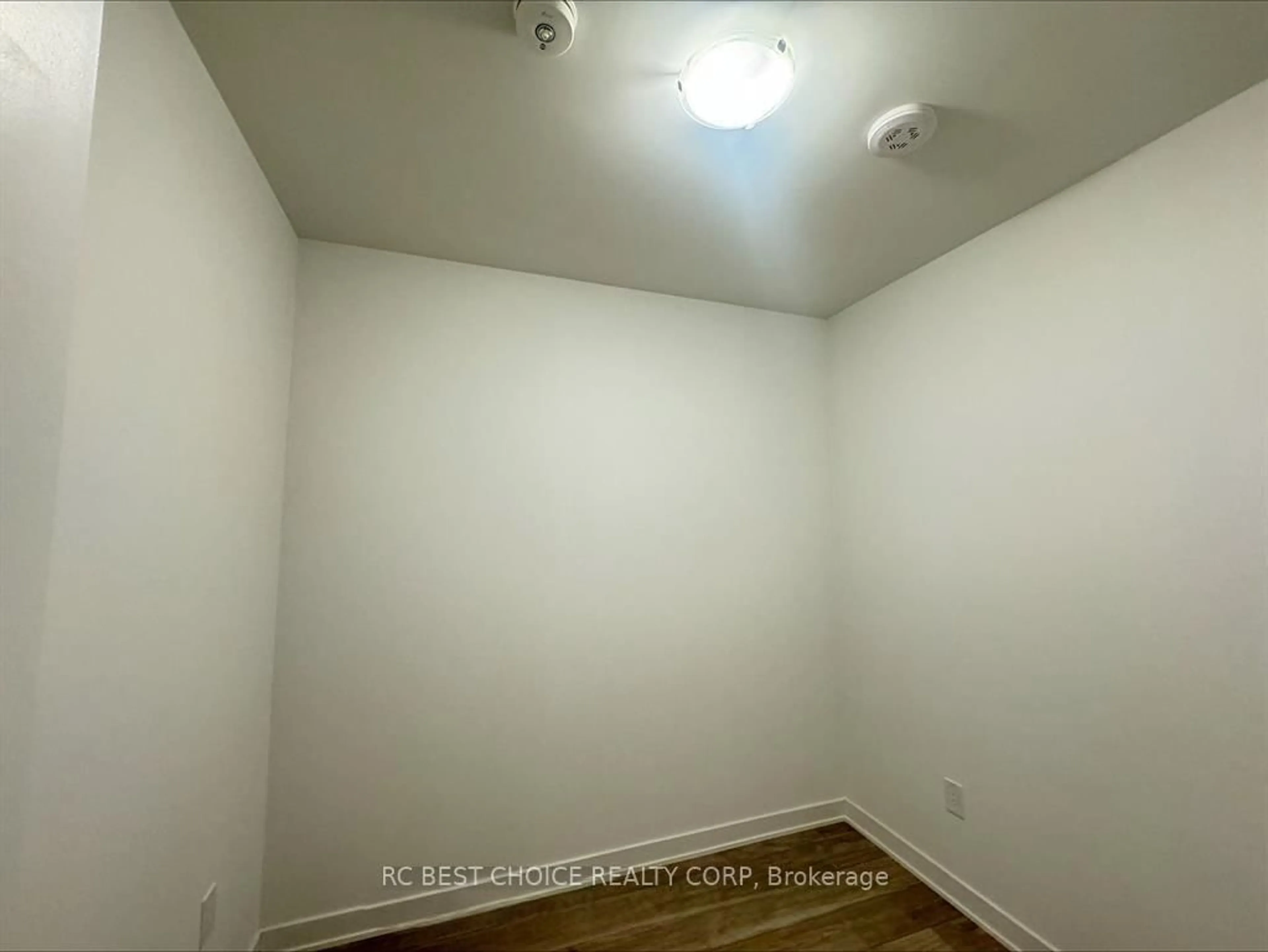 A pic of a room for 70 Princess St #410 E, Toronto Ontario M5A 0X6