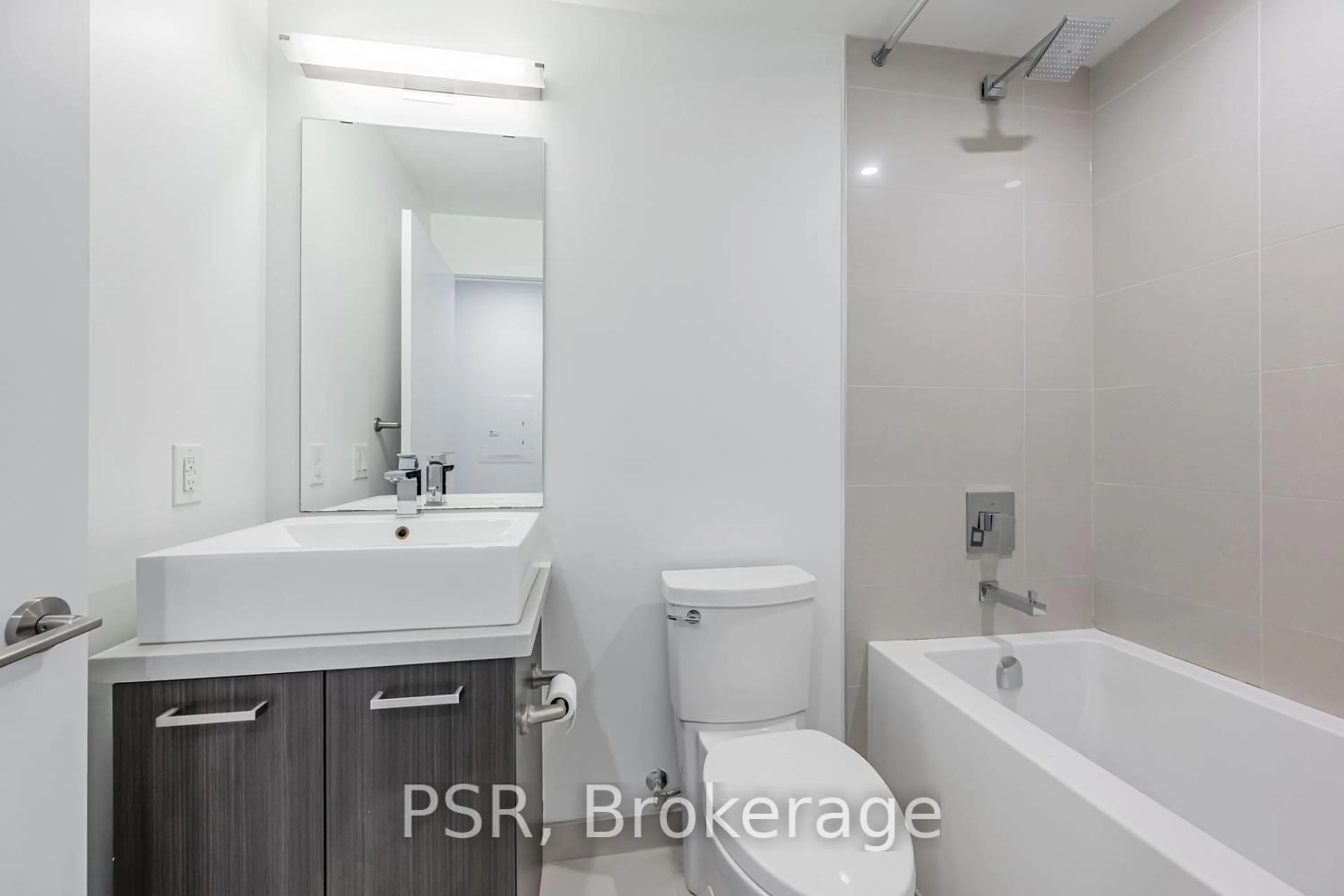 Standard bathroom, unknown for 170 Chiltern Hill Rd #317, Toronto Ontario M6C 0A9