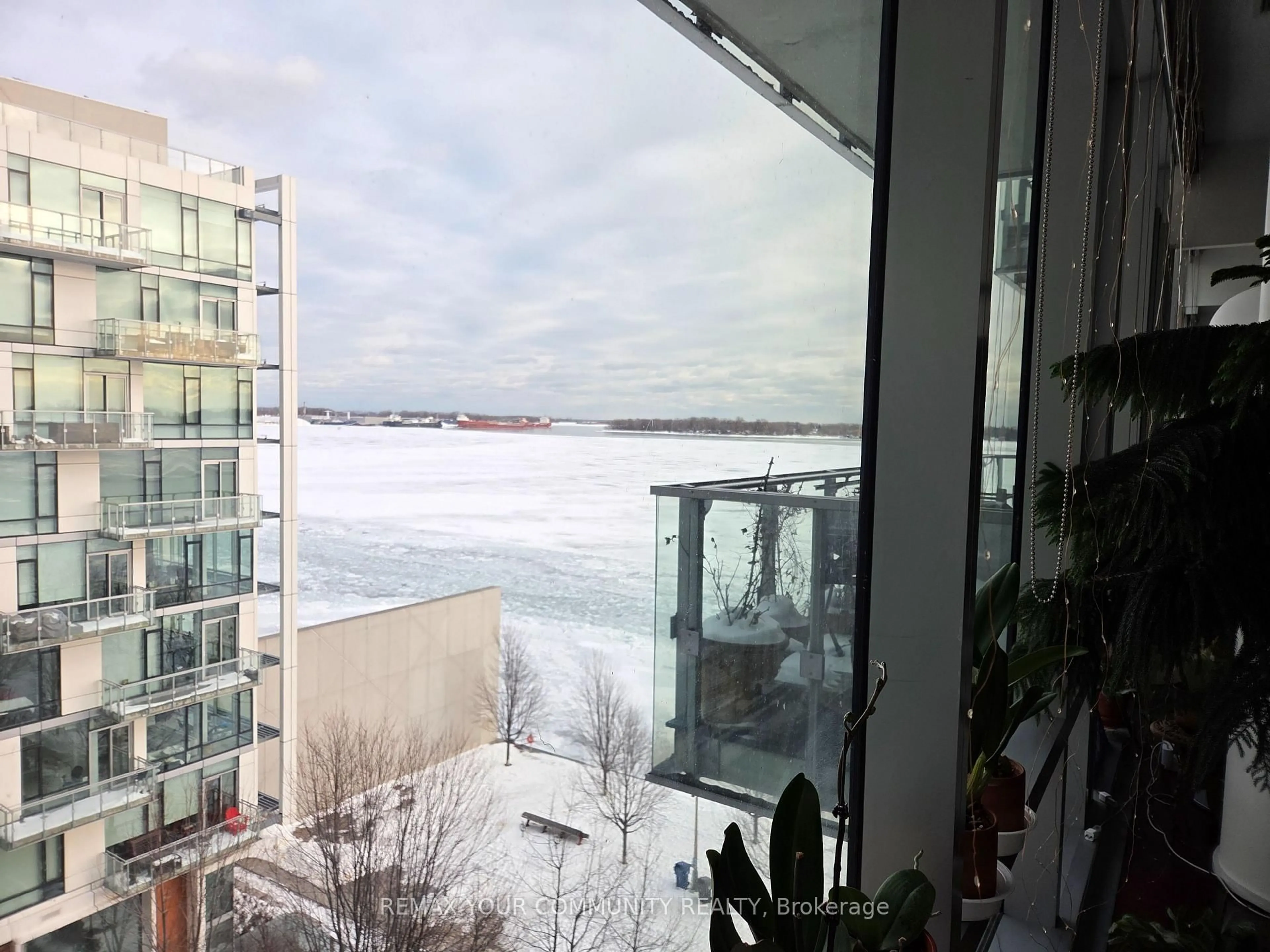 Balcony in the apartment, water/lake/river/ocean view for 39 Queens Quay #815, Toronto Ontario M5E 0A5