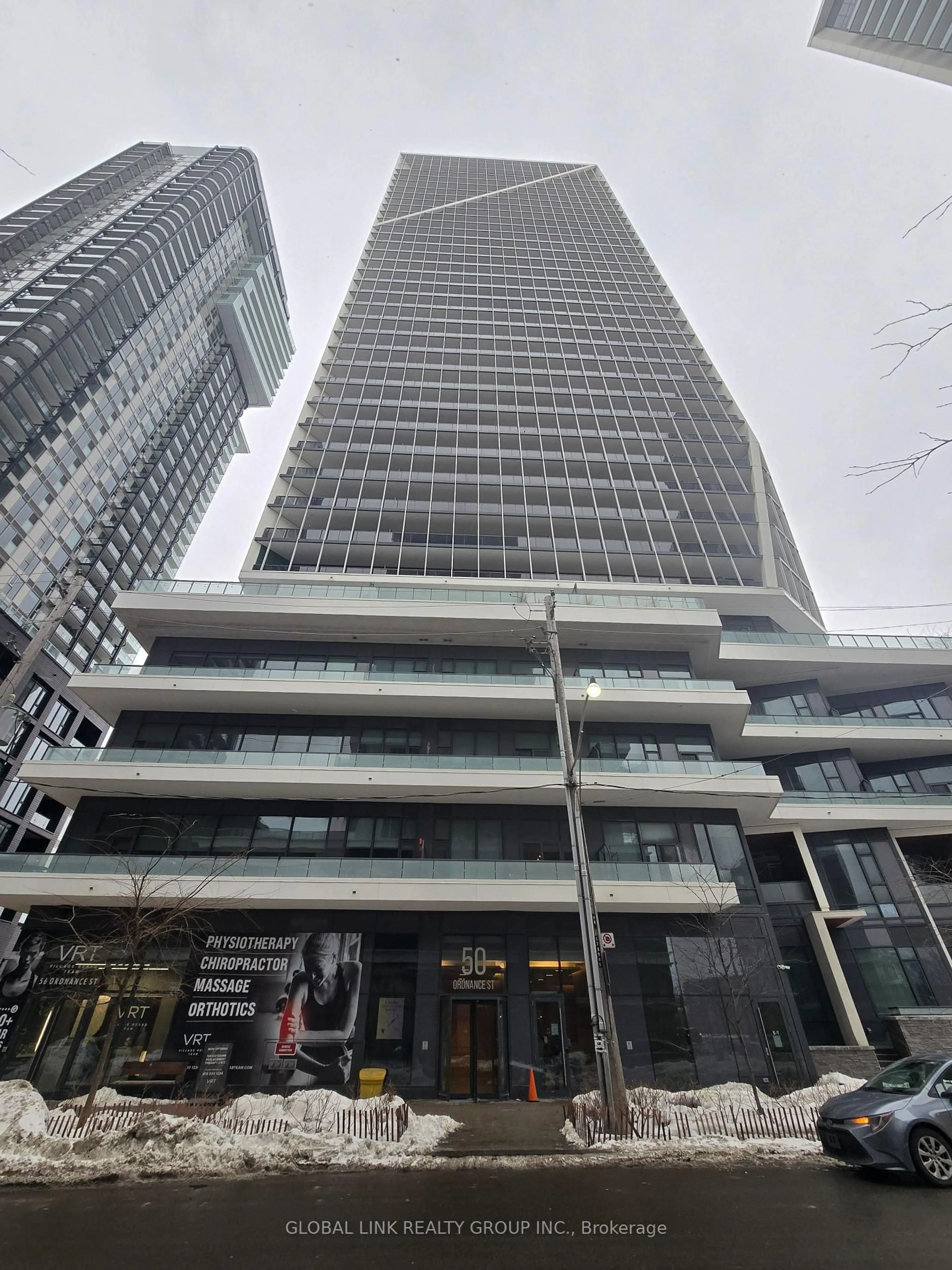 Indoor foyer for 50 ORDNANCE St #1212, Toronto Ontario M6K 0C9