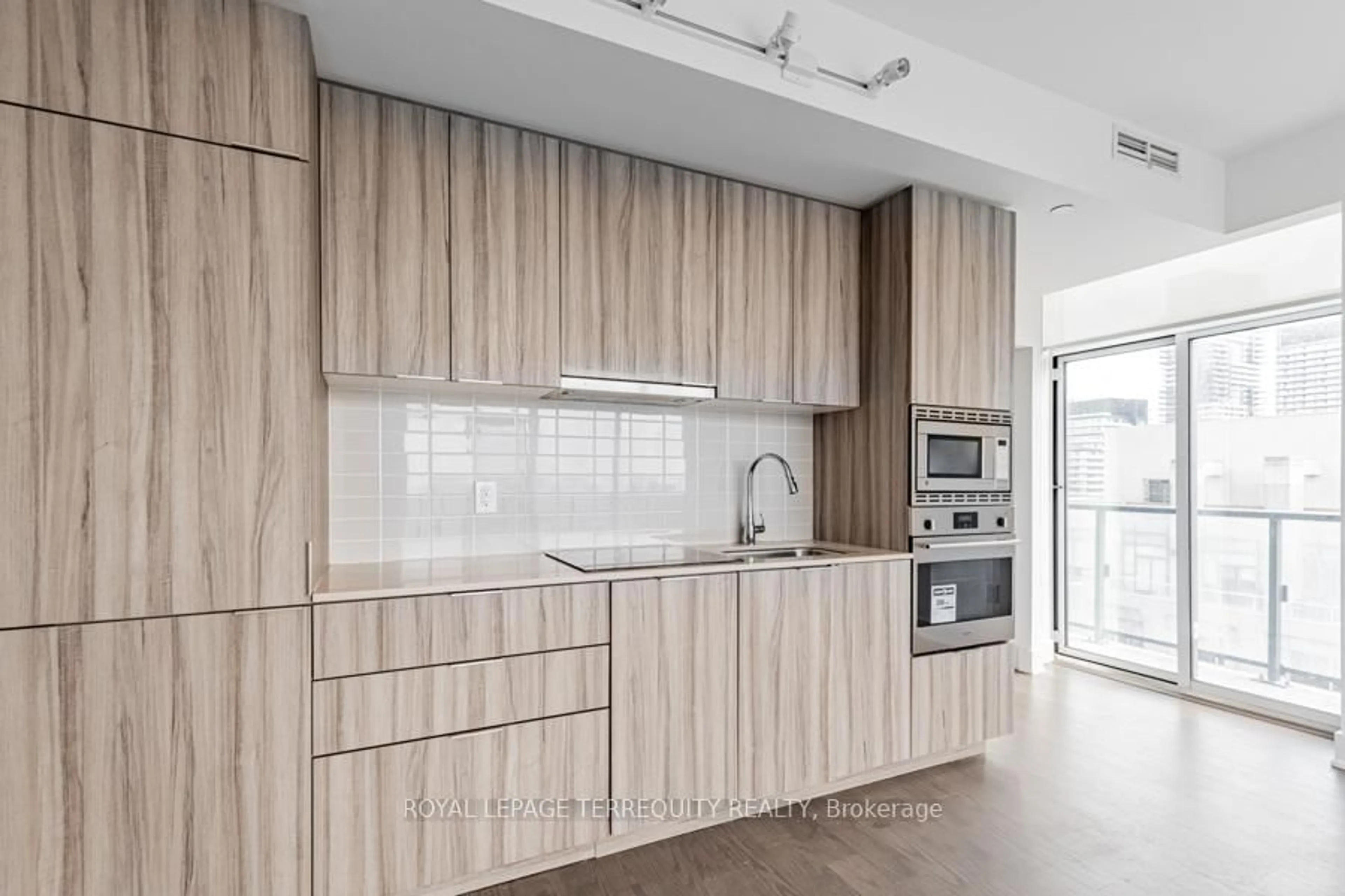 Contemporary kitchen, unknown for 955 Bay St #3106, Toronto Ontario M5S 2A2