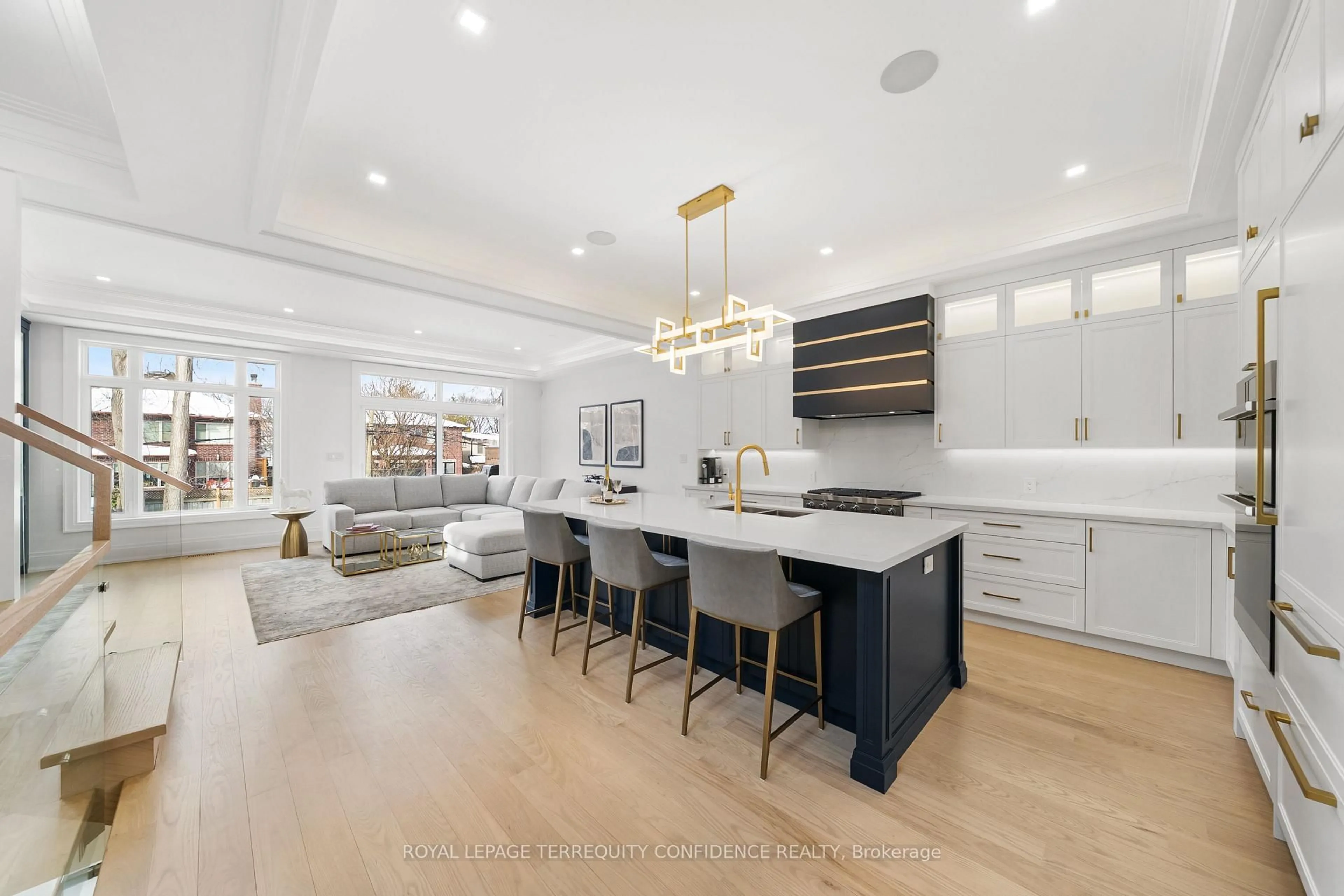 Open concept kitchen, unknown for 320 Hounslow Ave, Toronto Ontario M2R 1H5