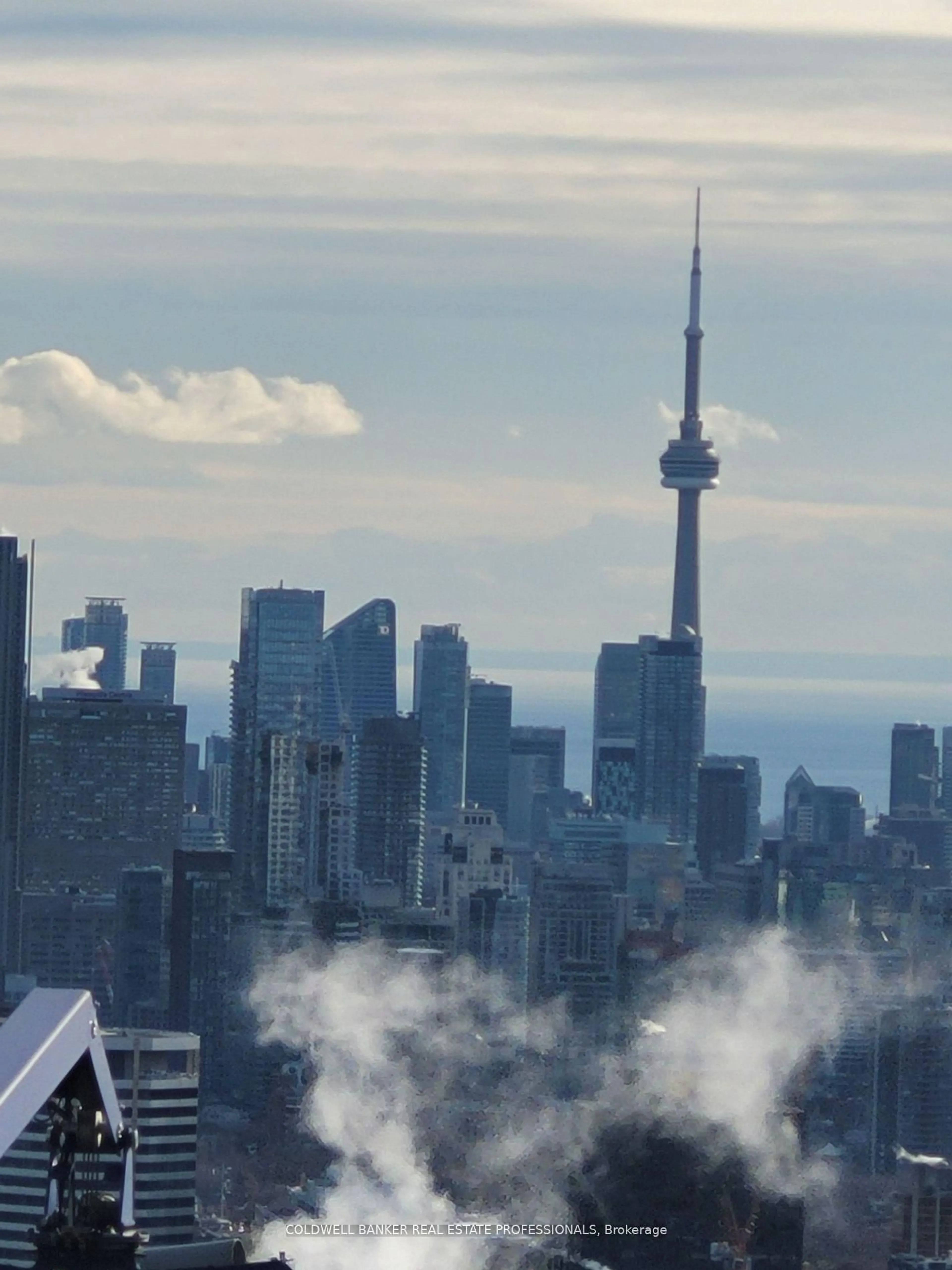 A pic of a room for 2221 Yonge St #5304, Toronto Ontario M4S 2B4