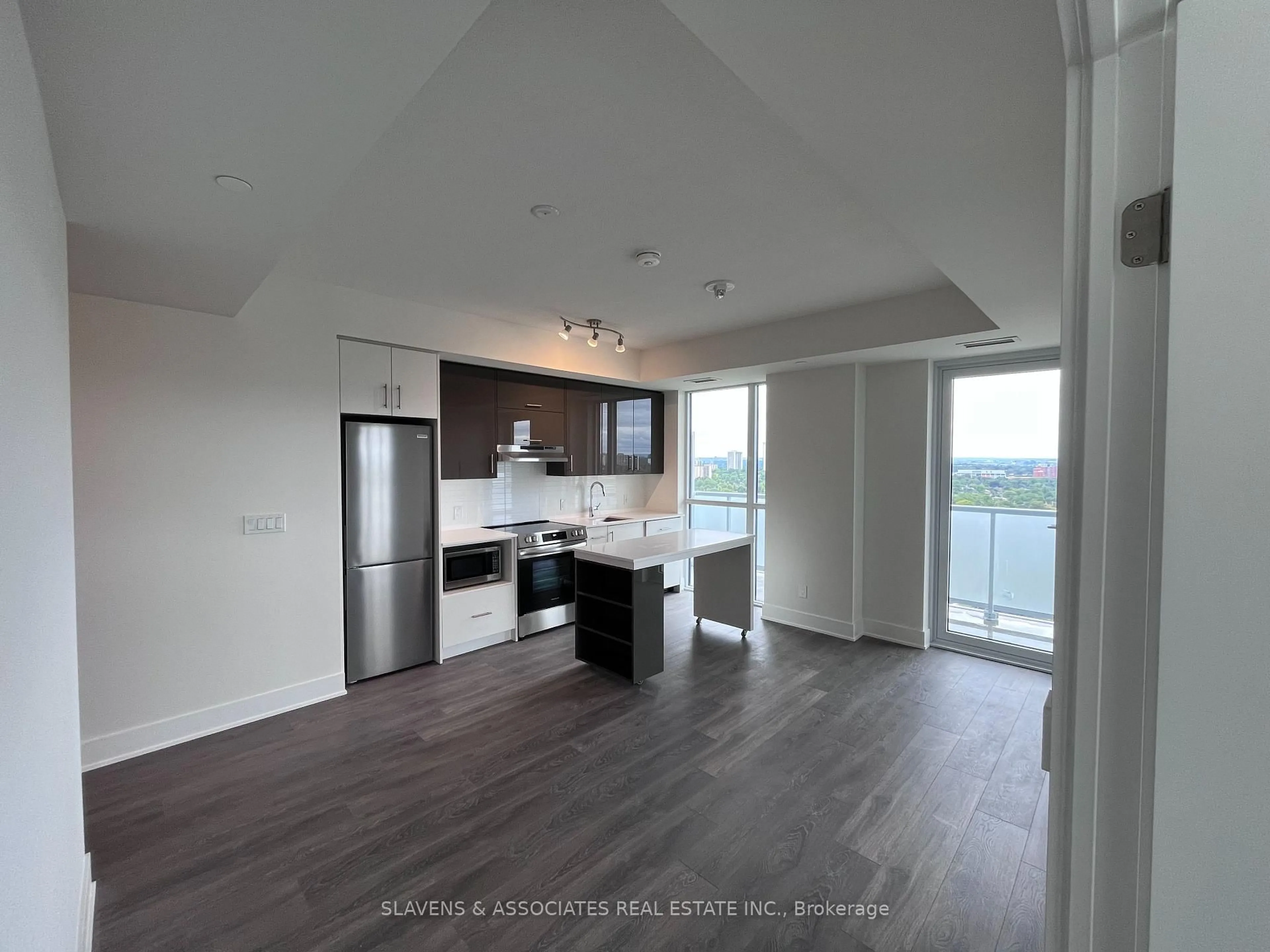 Open concept kitchen, wood/laminate floor for 188 Fairview Mall Dr #2107, Toronto Ontario M2J 0H7