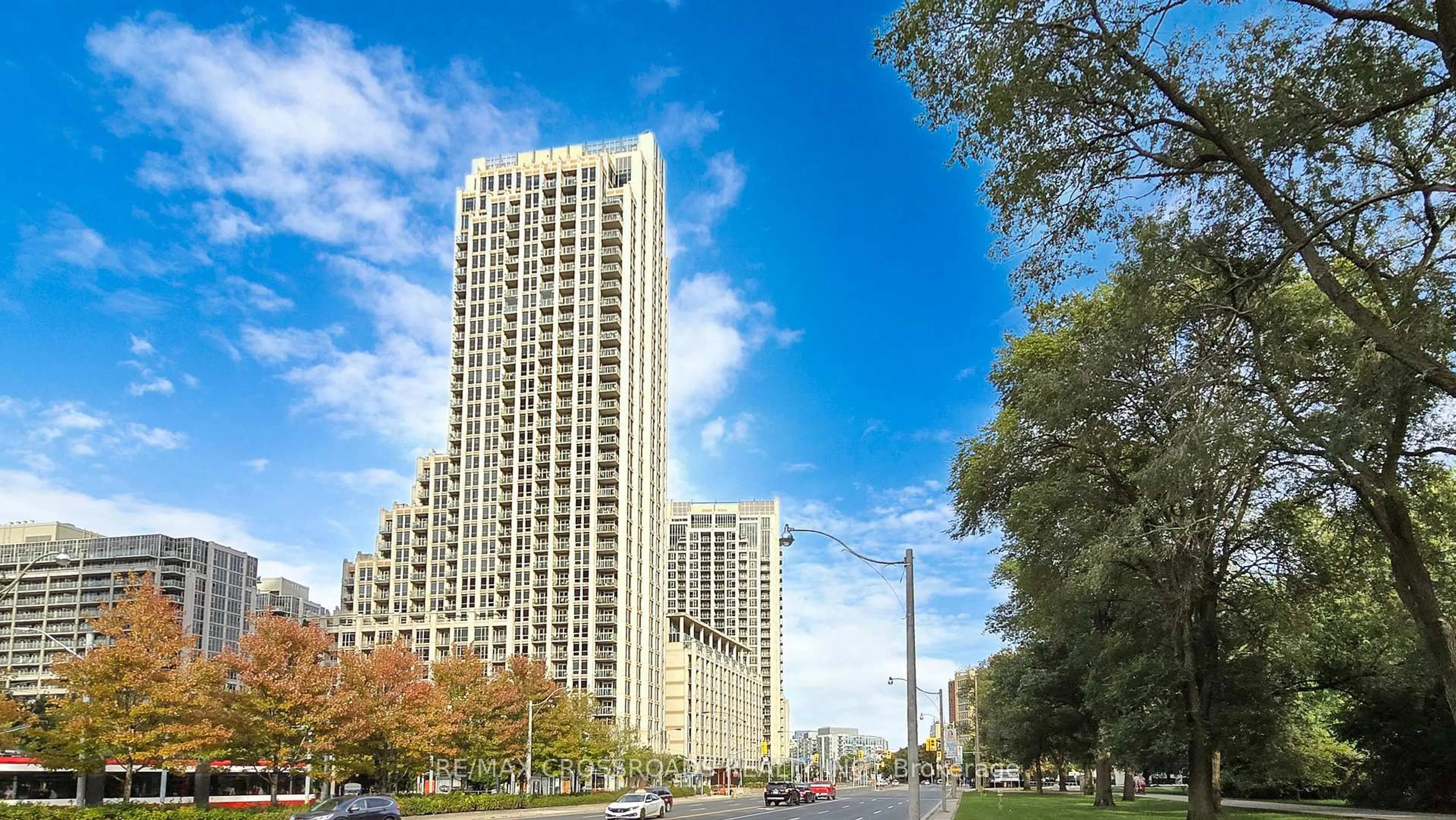 Unknown for 628 Fleet St #927, Toronto Ontario M5V 1A8