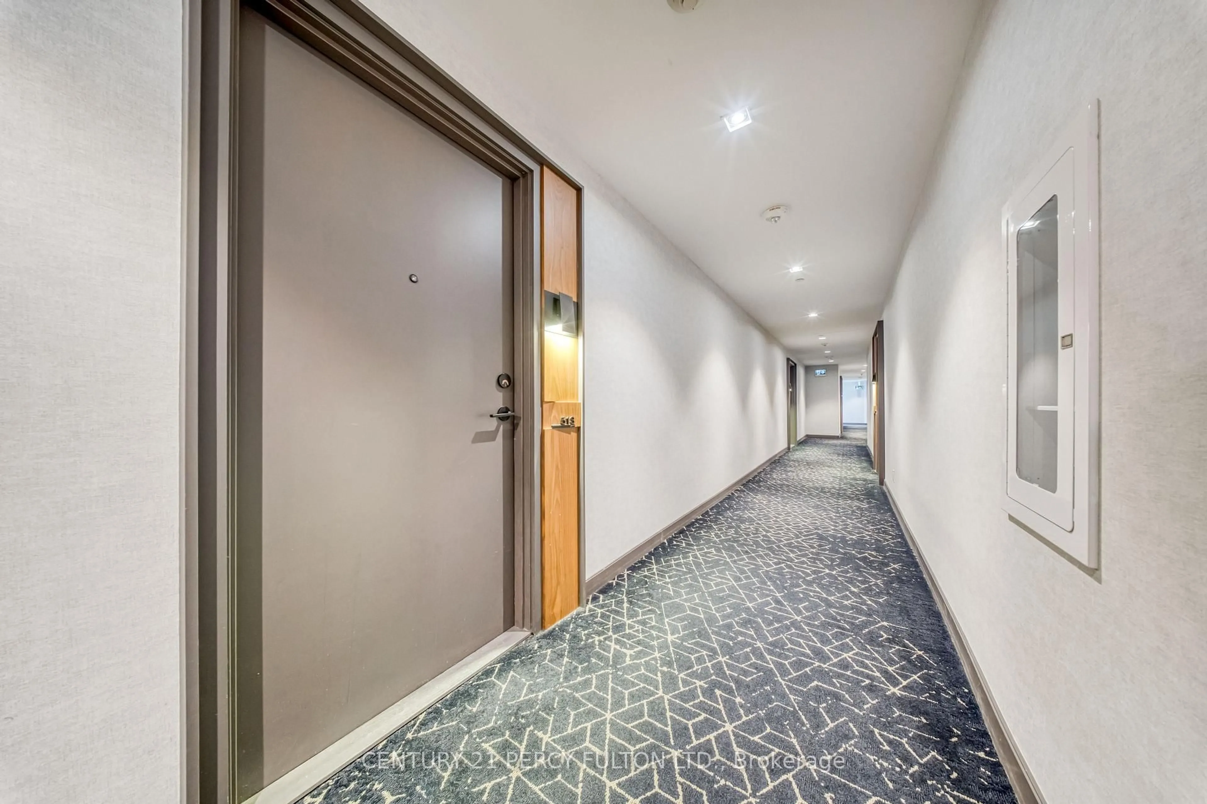 Indoor foyer for 20 Tubman Ave #513, Toronto Ontario M5A 0M8