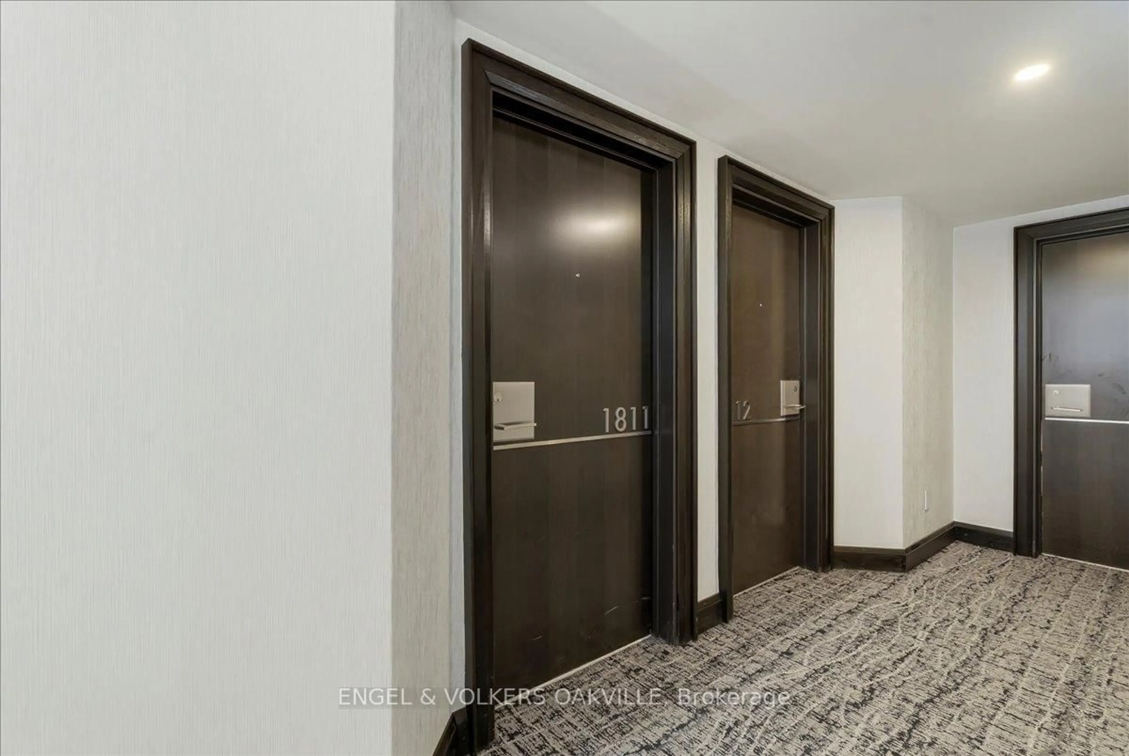 Indoor foyer for 25 The Esplanade #1811, Toronto Ontario M5E 1W5