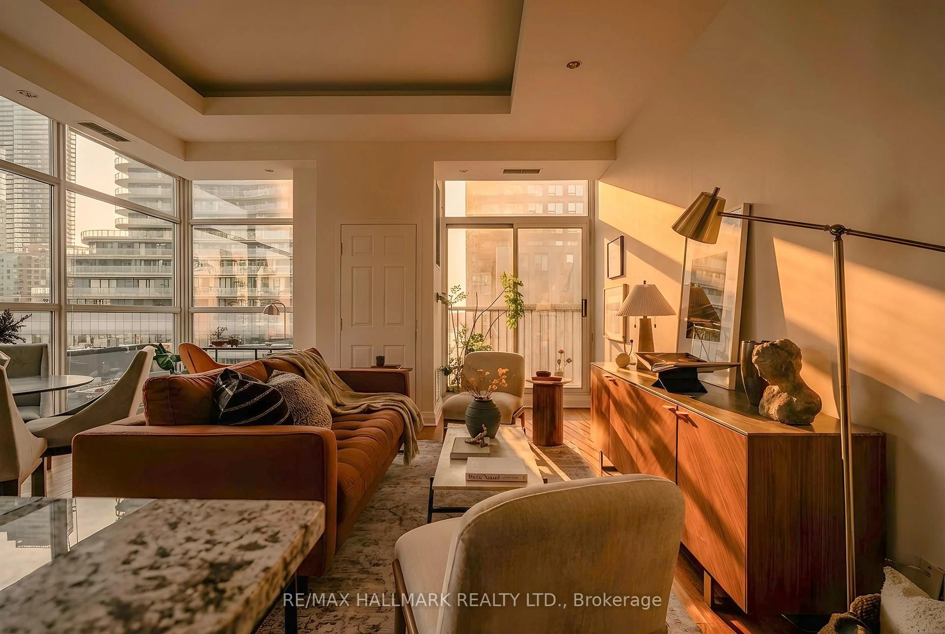 Living room with furniture, unknown for 8 Wellesley St #607, Toronto Ontario M4Y 3B2