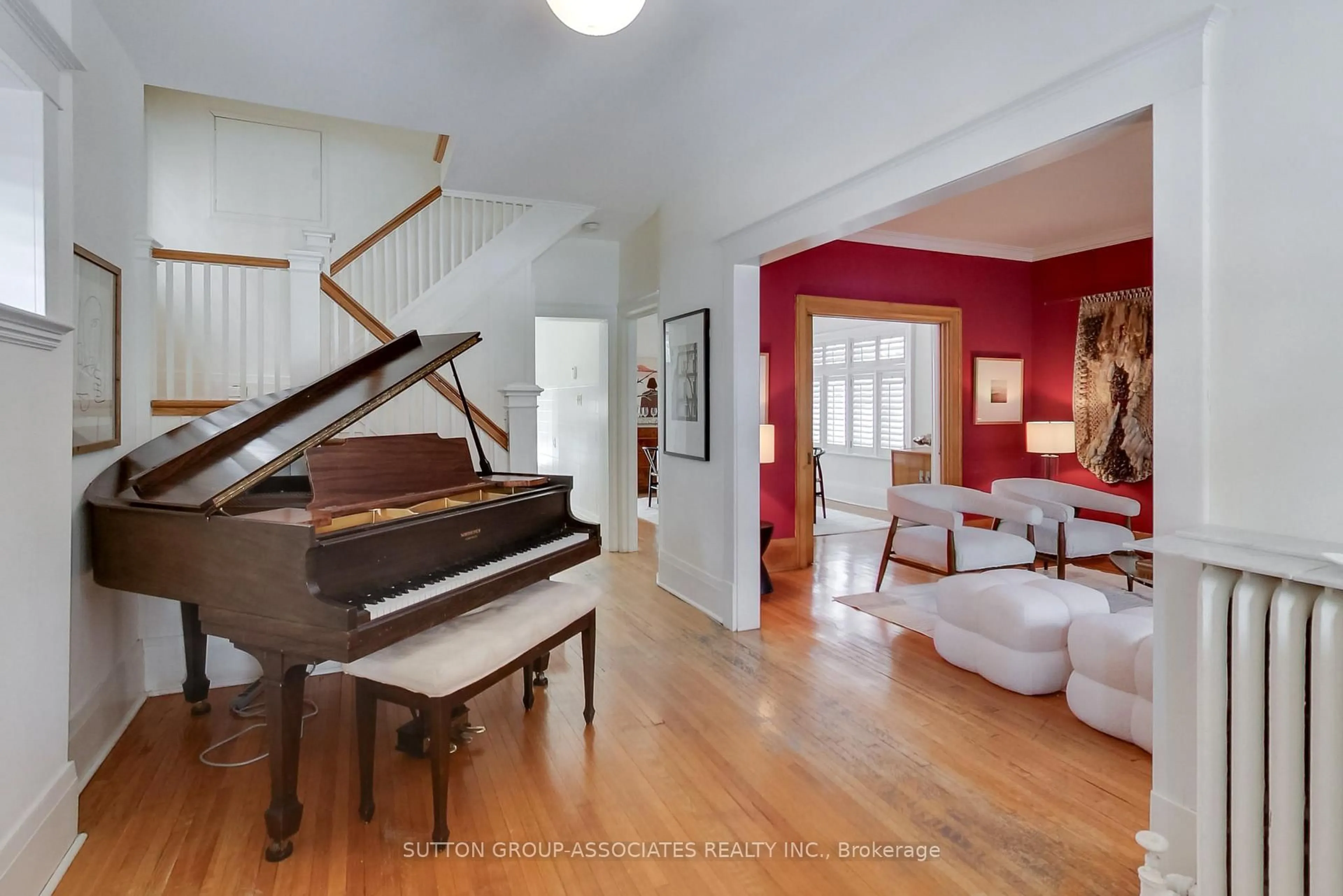 Unknown for 27 Tyrrel Ave, Toronto Ontario M6G 2G1