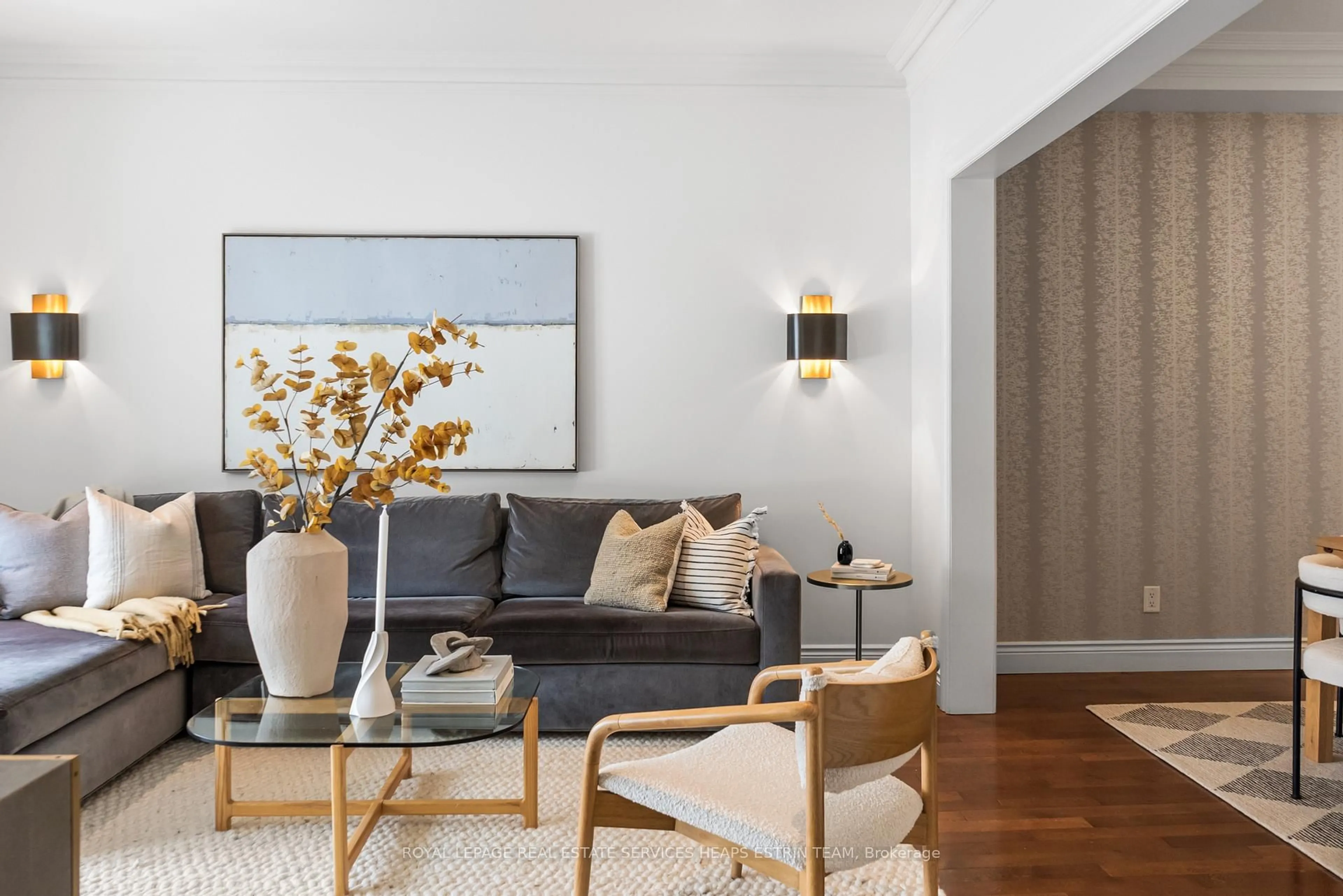 Living room with furniture, unknown for 68 Burncrest Dr, Toronto Ontario M5M 2Z5