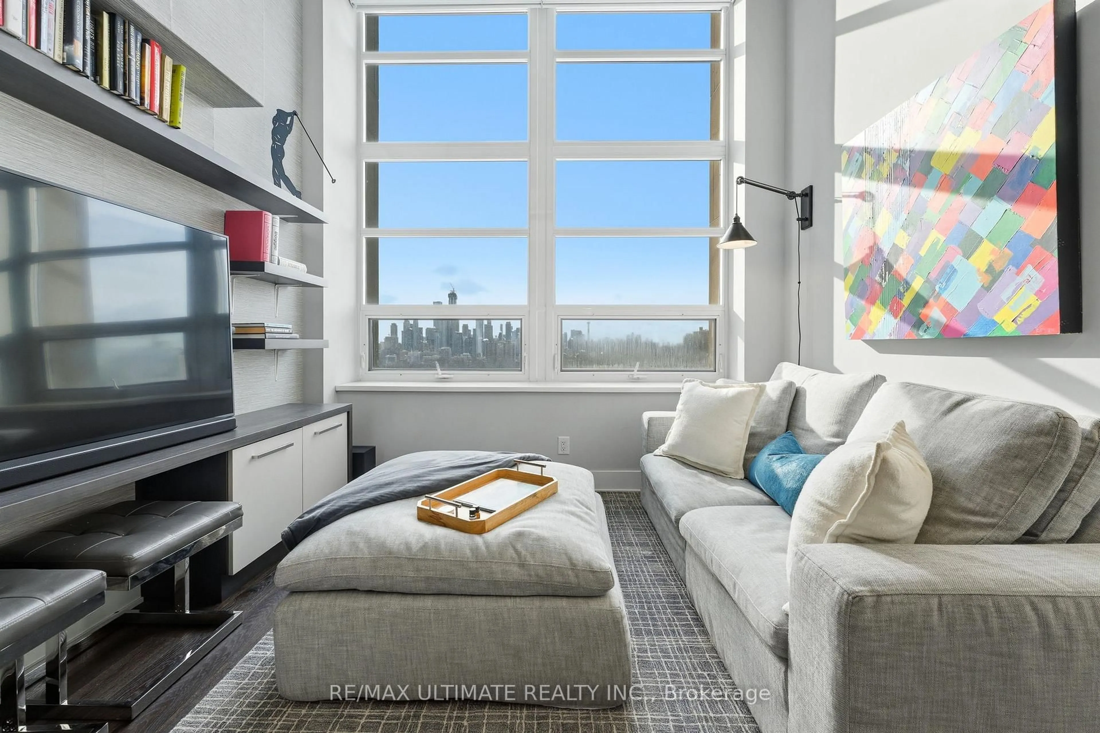 Living room with furniture, unknown for 111 St Clair Ave #811, Toronto Ontario M4V 1N5