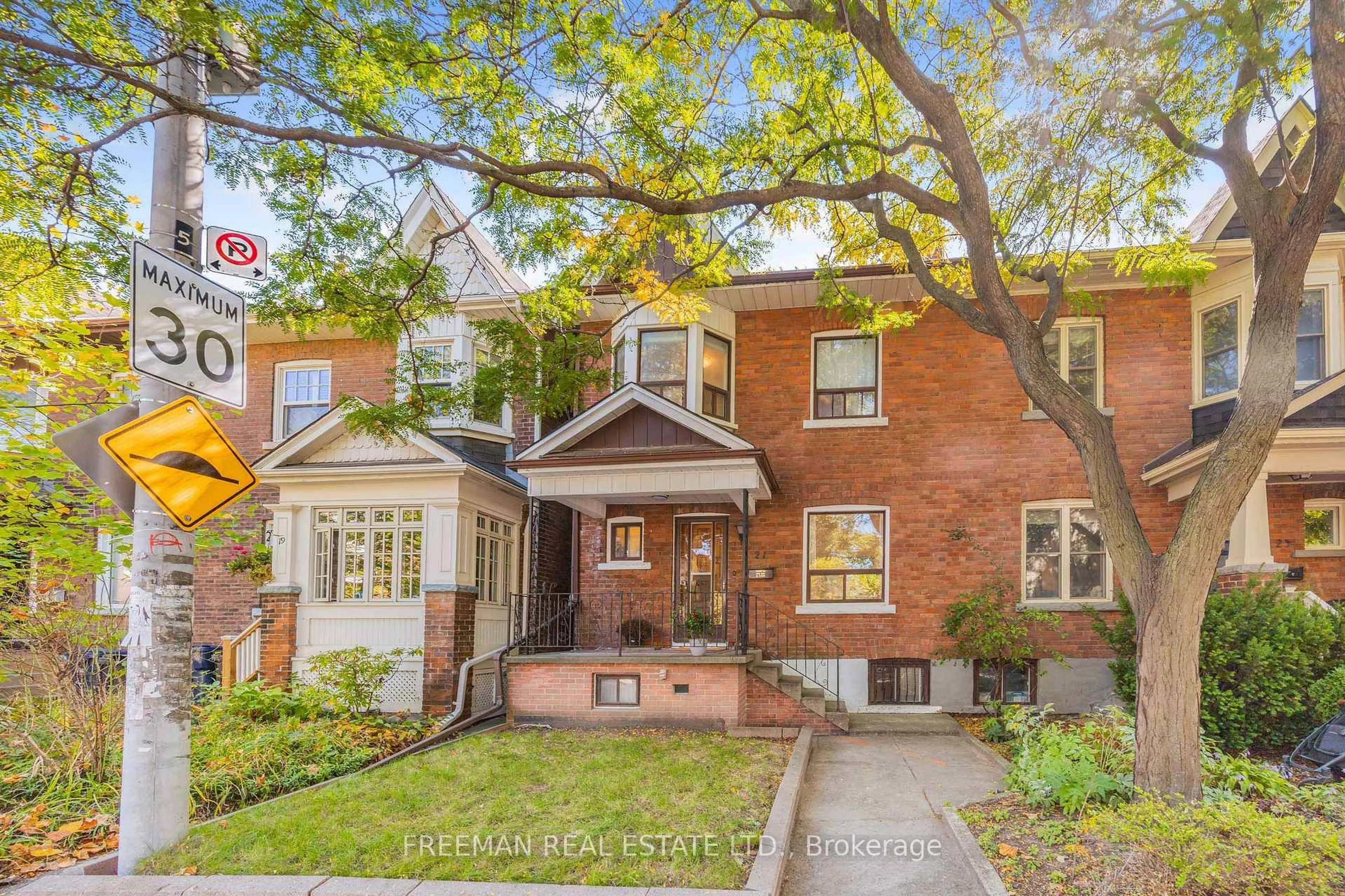 Home with brick exterior material, street for 21 London St, Toronto Ontario M6G 1M8
