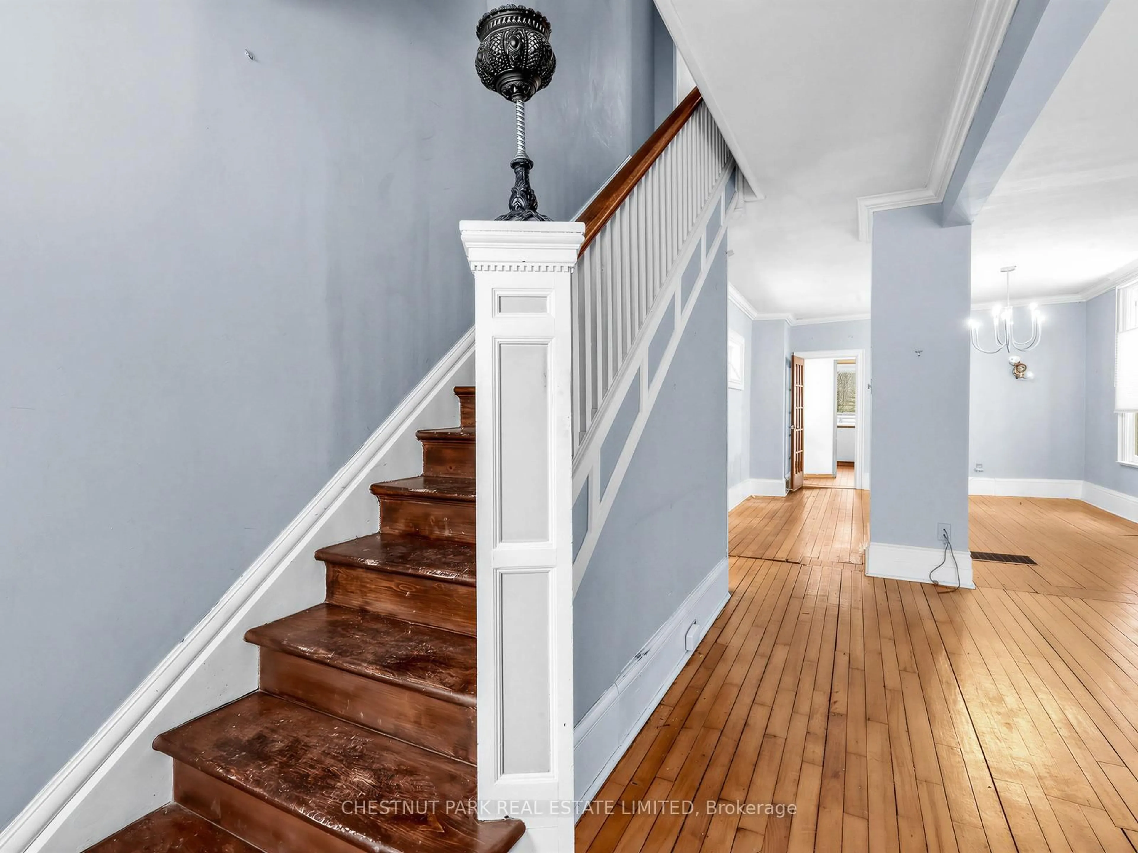 Unknown for 38 Walmsley Blvd, Toronto Ontario M4V 1X6