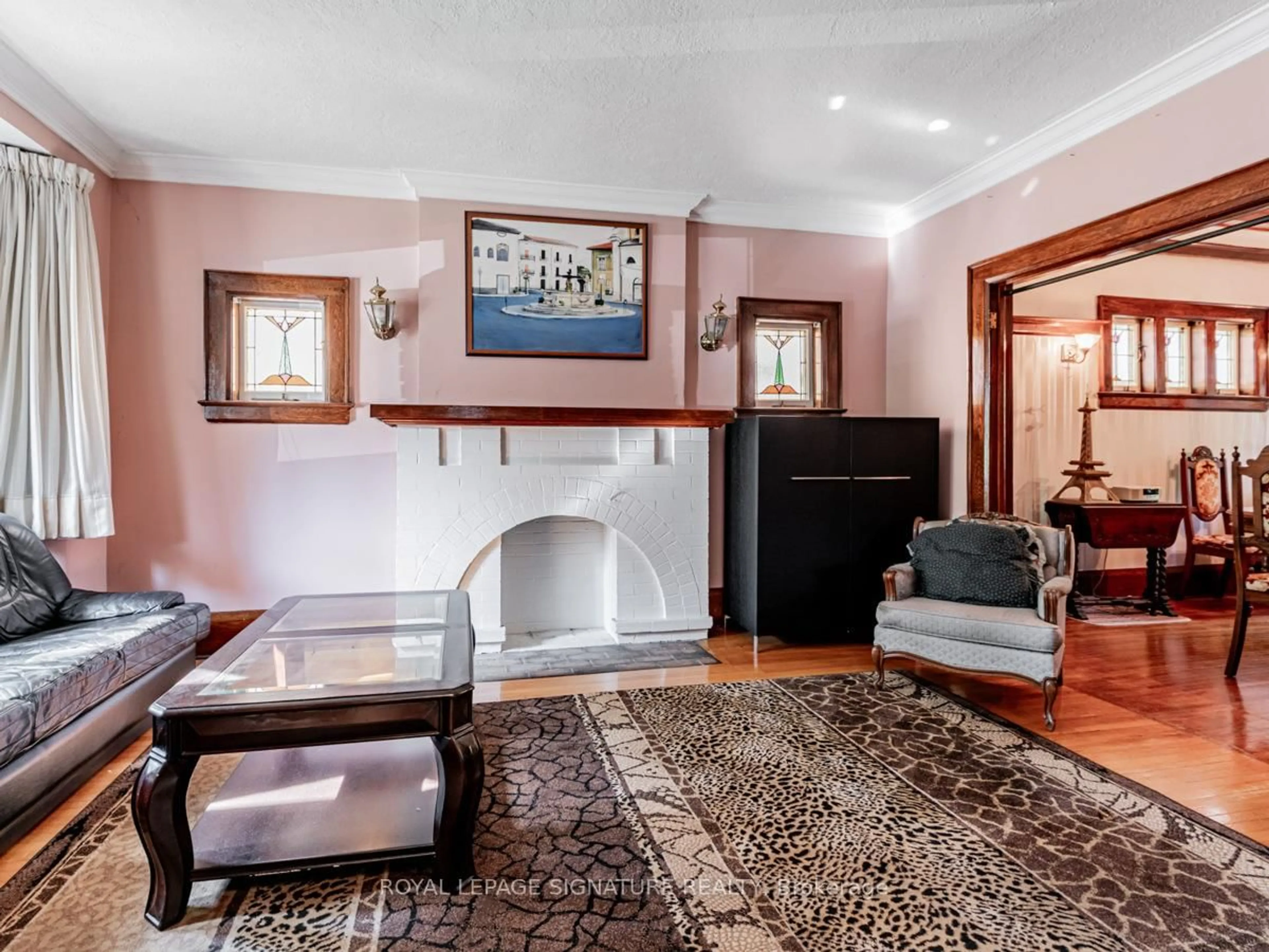 Living room with furniture, unknown for 55 Pinewood Ave, Toronto Ontario M6C 2V2