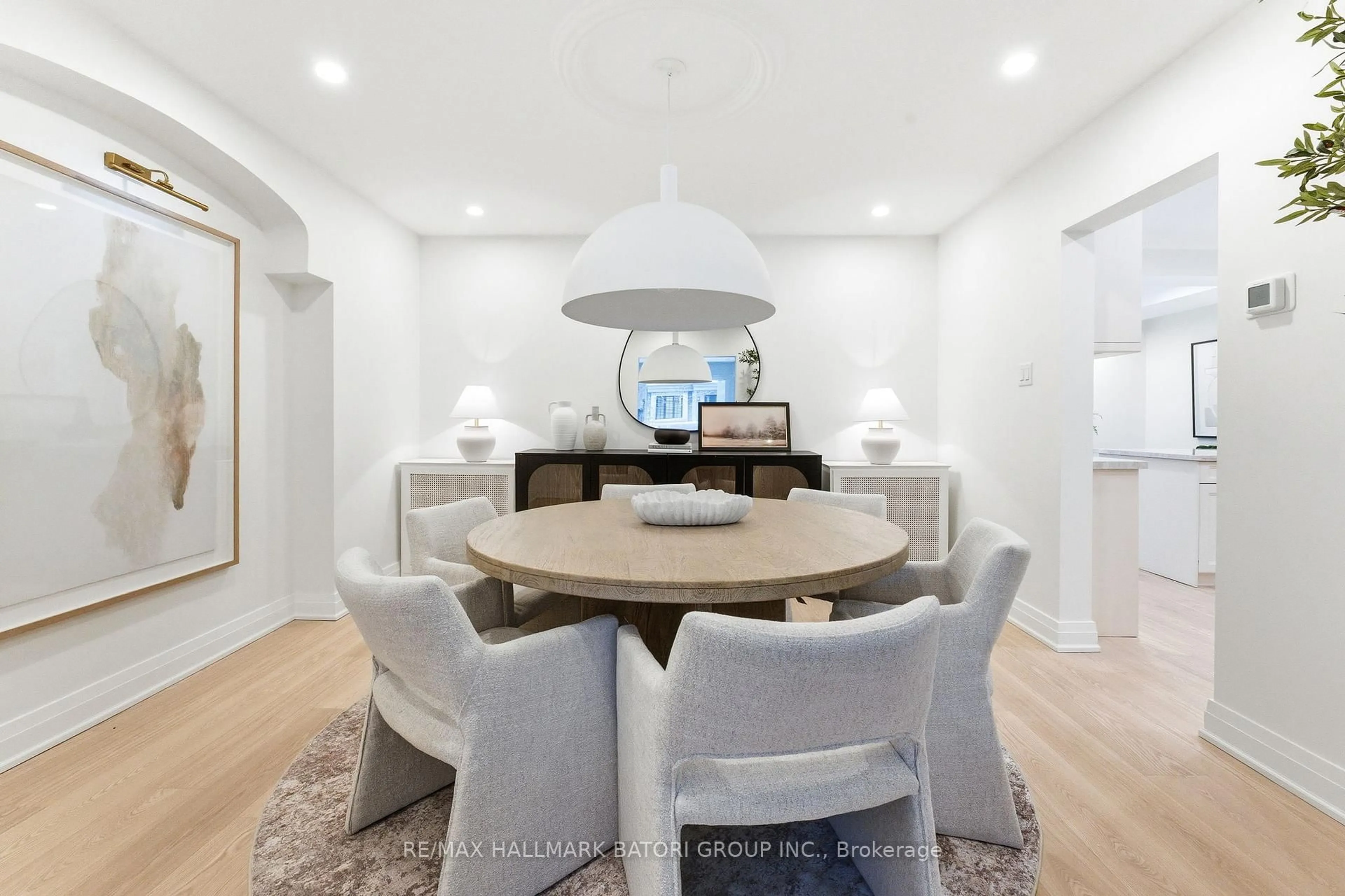 Dining room, unknown for 221 Richview Ave, Toronto Ontario M5P 3G2