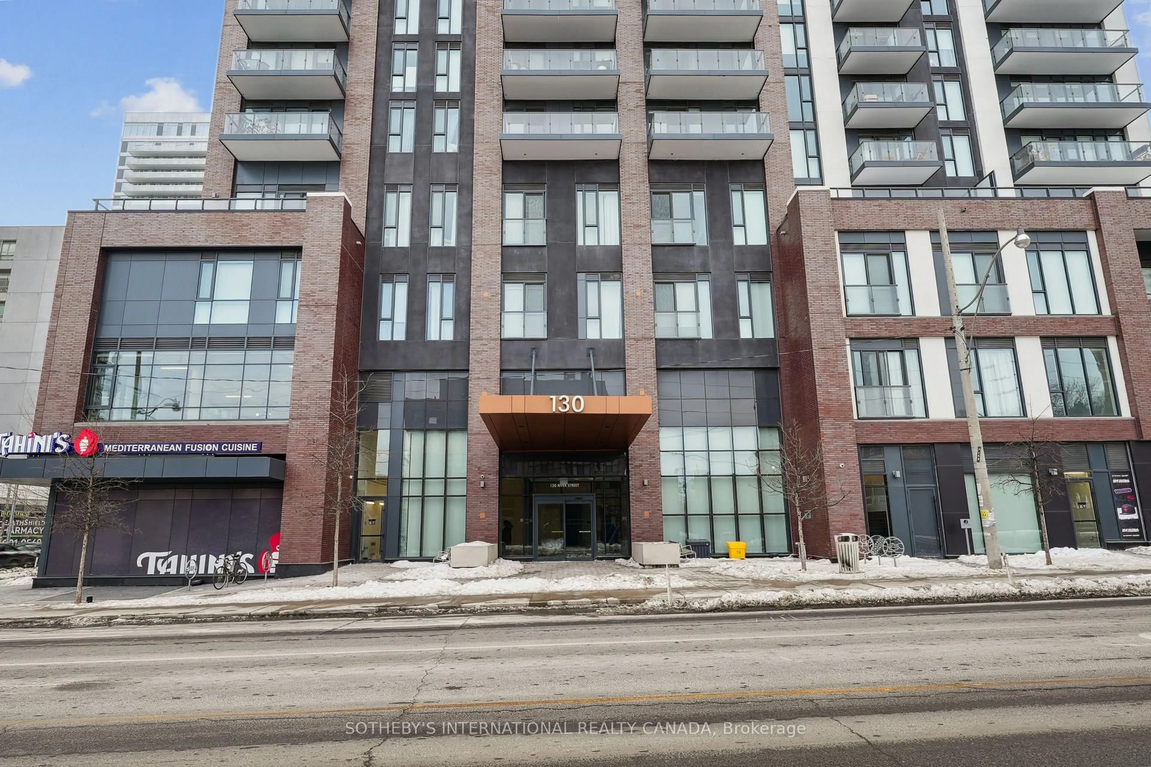 Indoor foyer for 130 River St #1205, Toronto Ontario M5A 0R8
